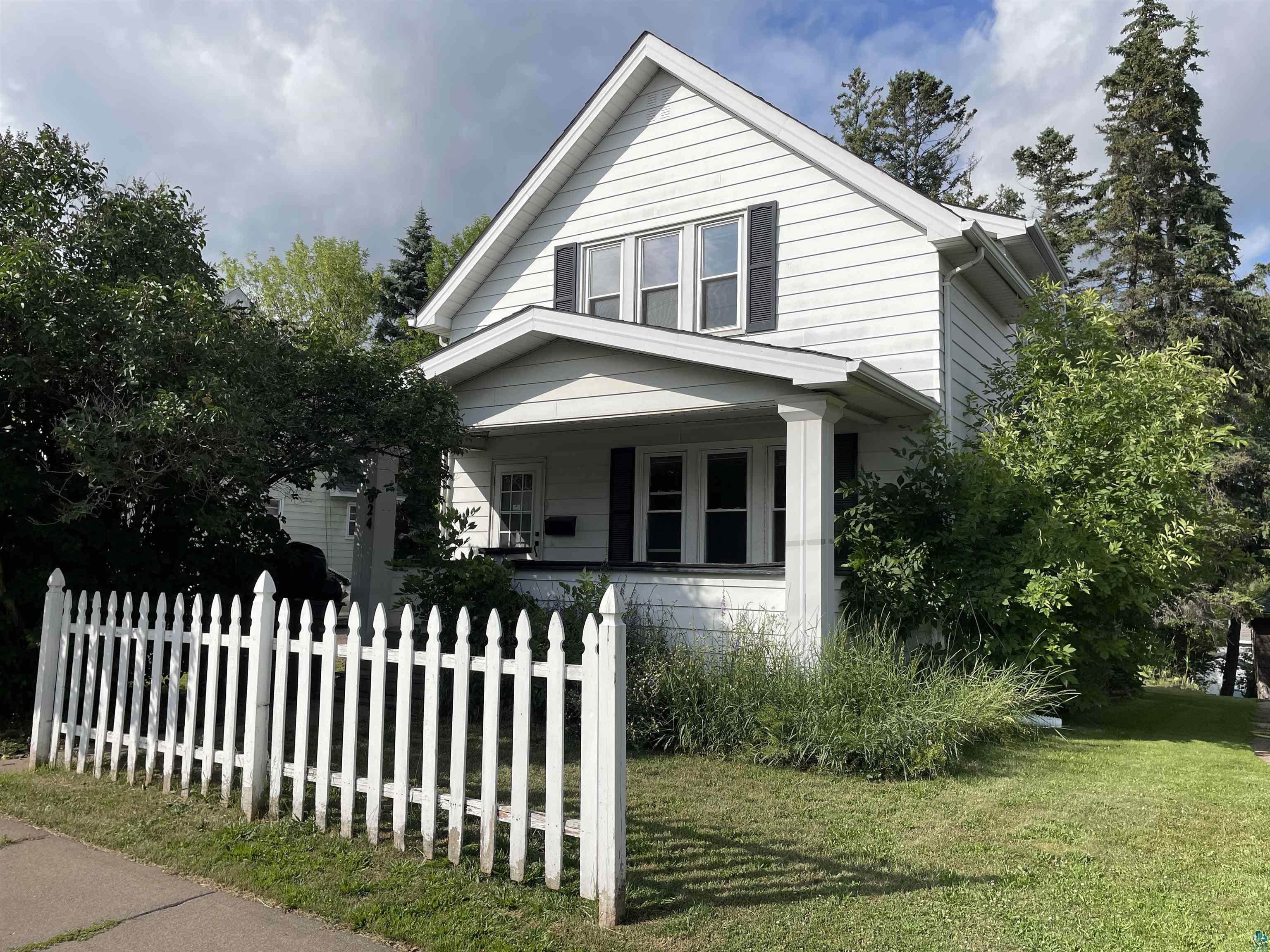 624 N 39th Ave W Duluth MN 55807 6109445 image1