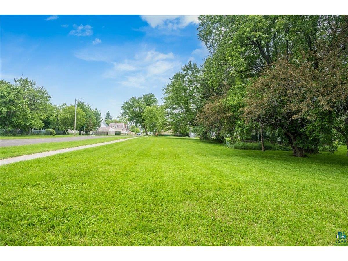 628 Fisher Ave Superior WI 54880 6114460 image1