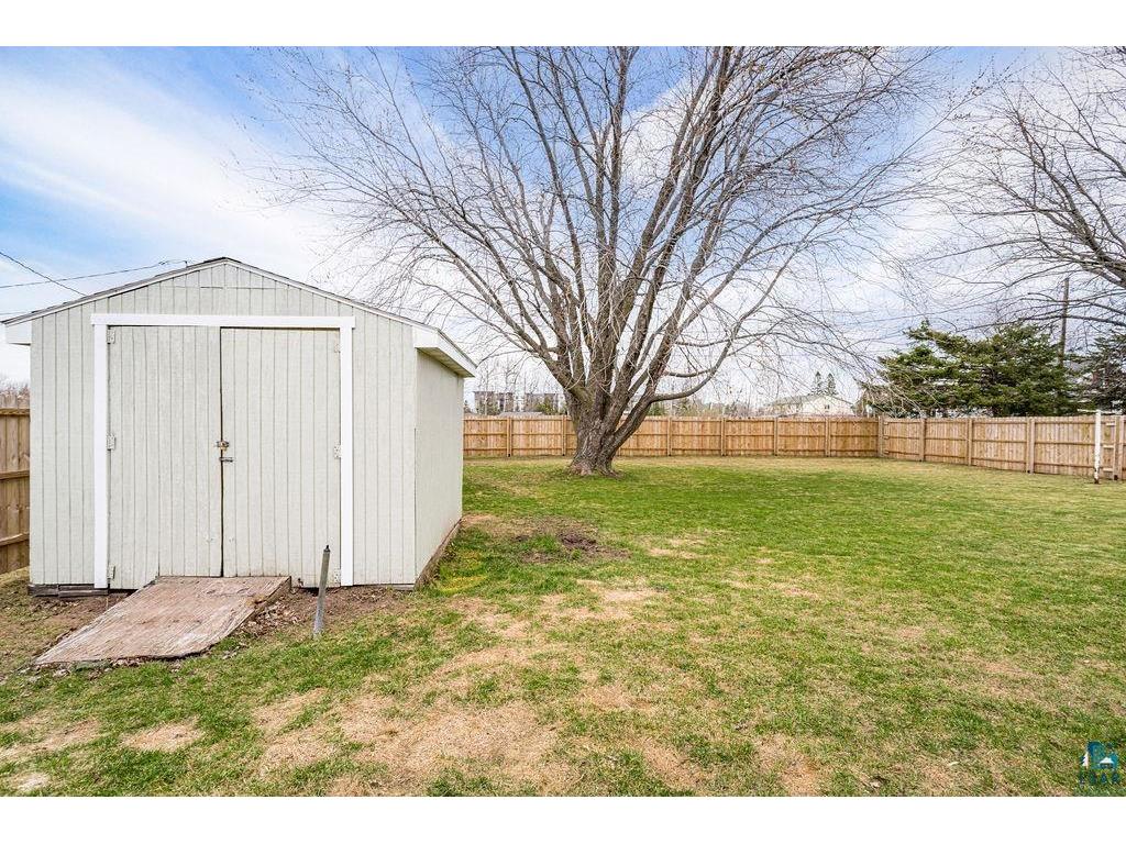 63 E 7th St Superior WI 54880 6125240 image4