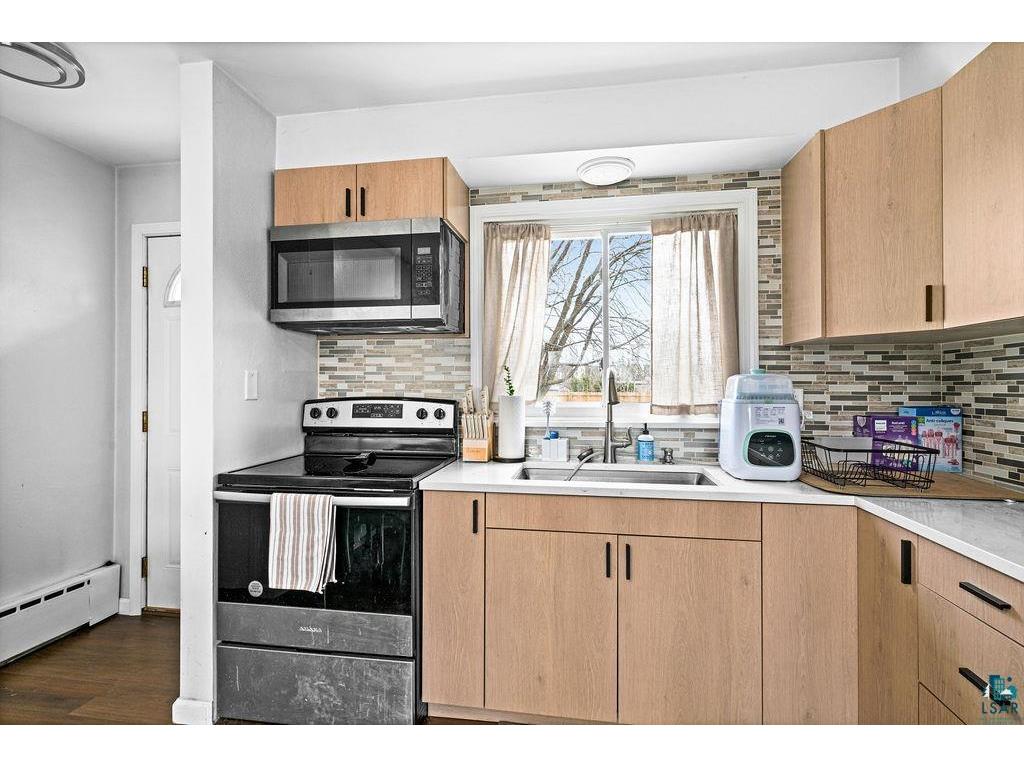 63 E 7th St Superior WI 54880 6125240 image9