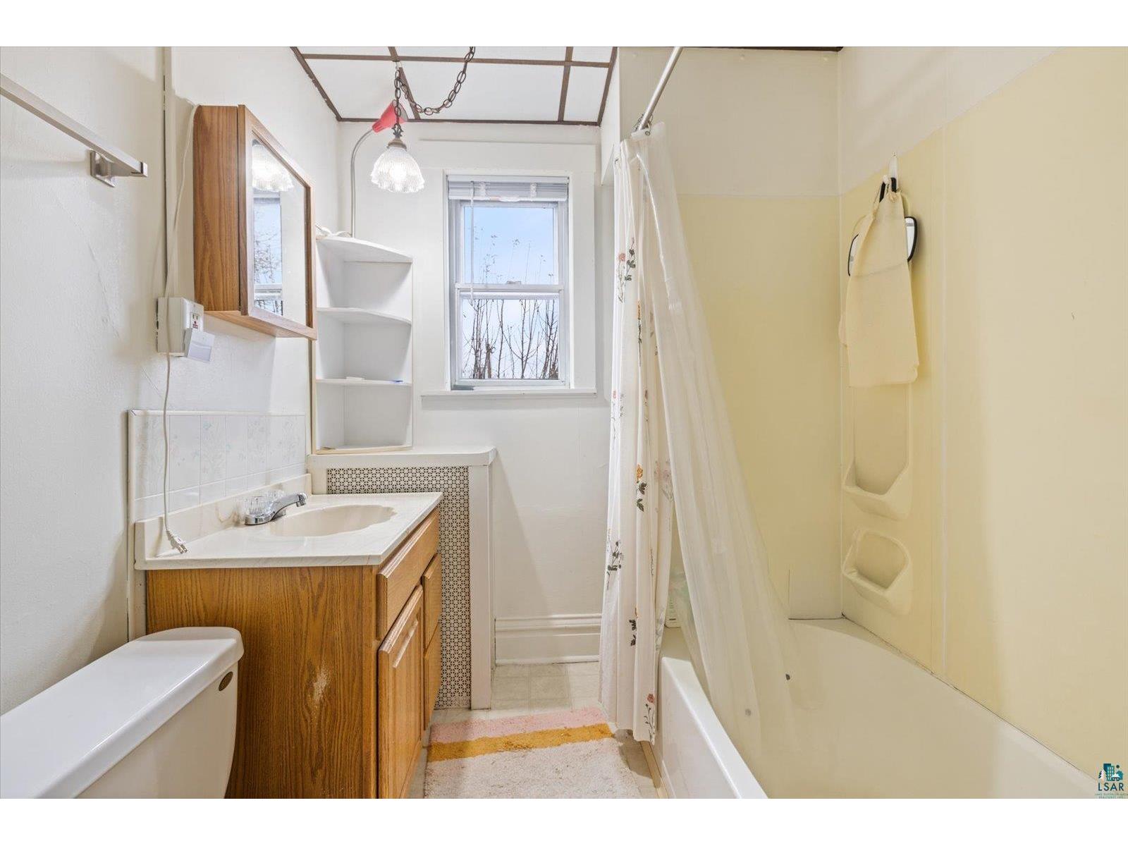 630-632 N 59th Ave W Duluth MN 55807 6124555 image16