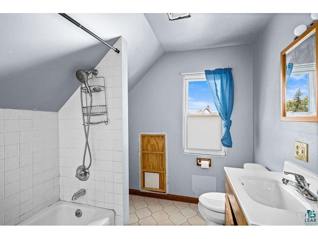 632 N 58th Ave W Duluth MN 55807 6126762 image18