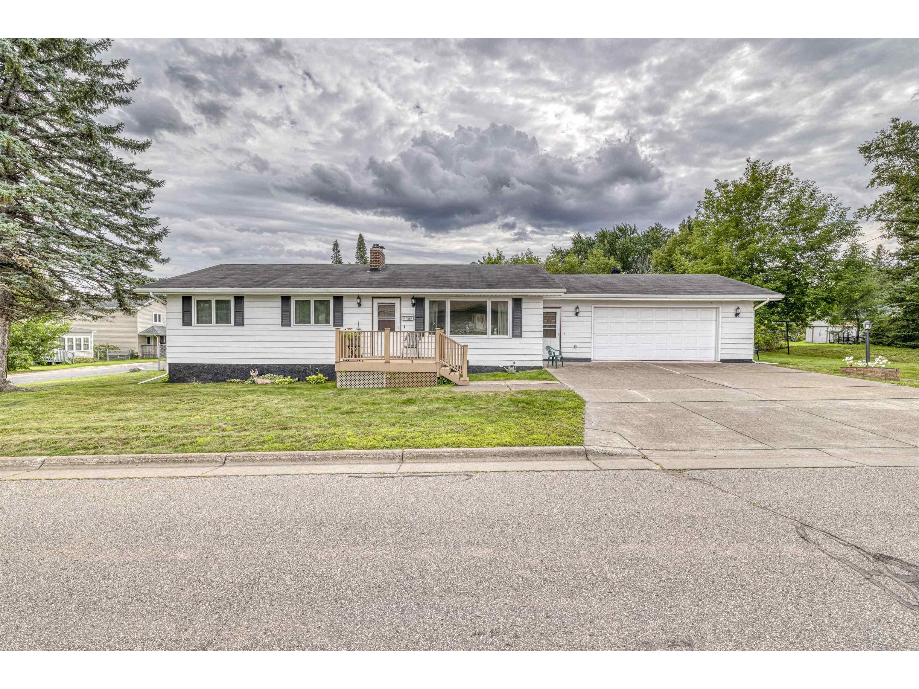 6502 Roosevelt St Duluth MN 55807 6121602 image1