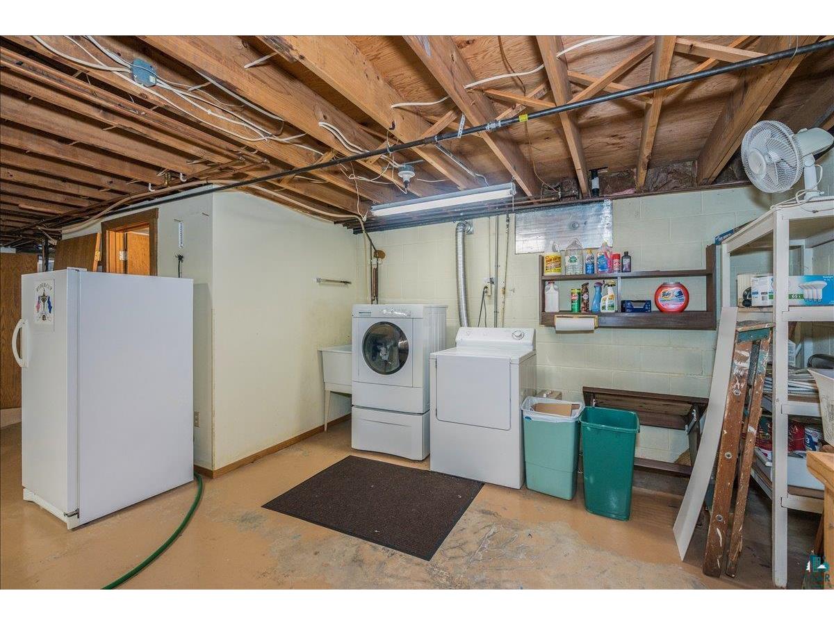 6521 Hughitt Ave Superior WI 54880 6124425 image23