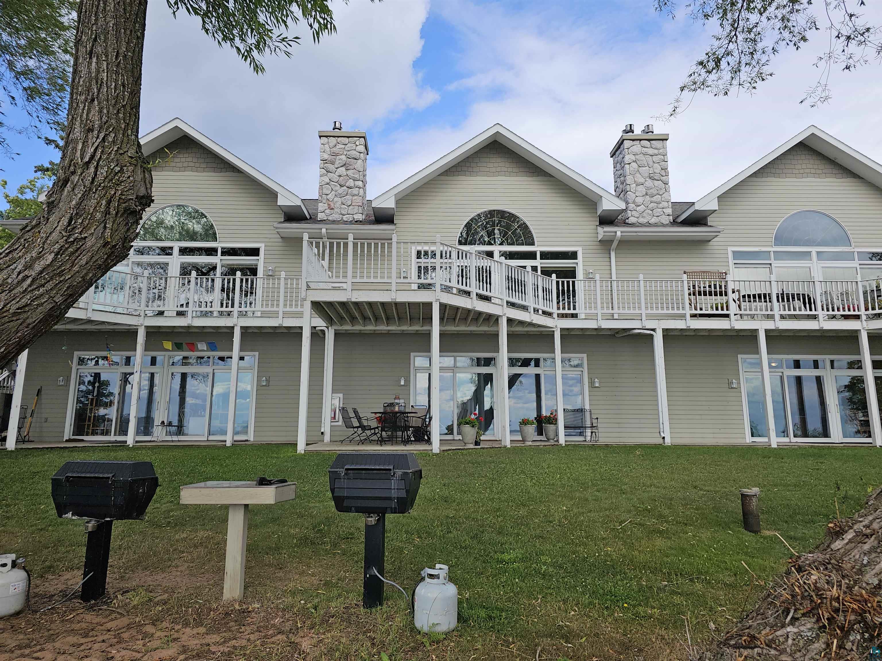 657 Main St LaPointe WI 54850 - Lake Superior 6109466 image1