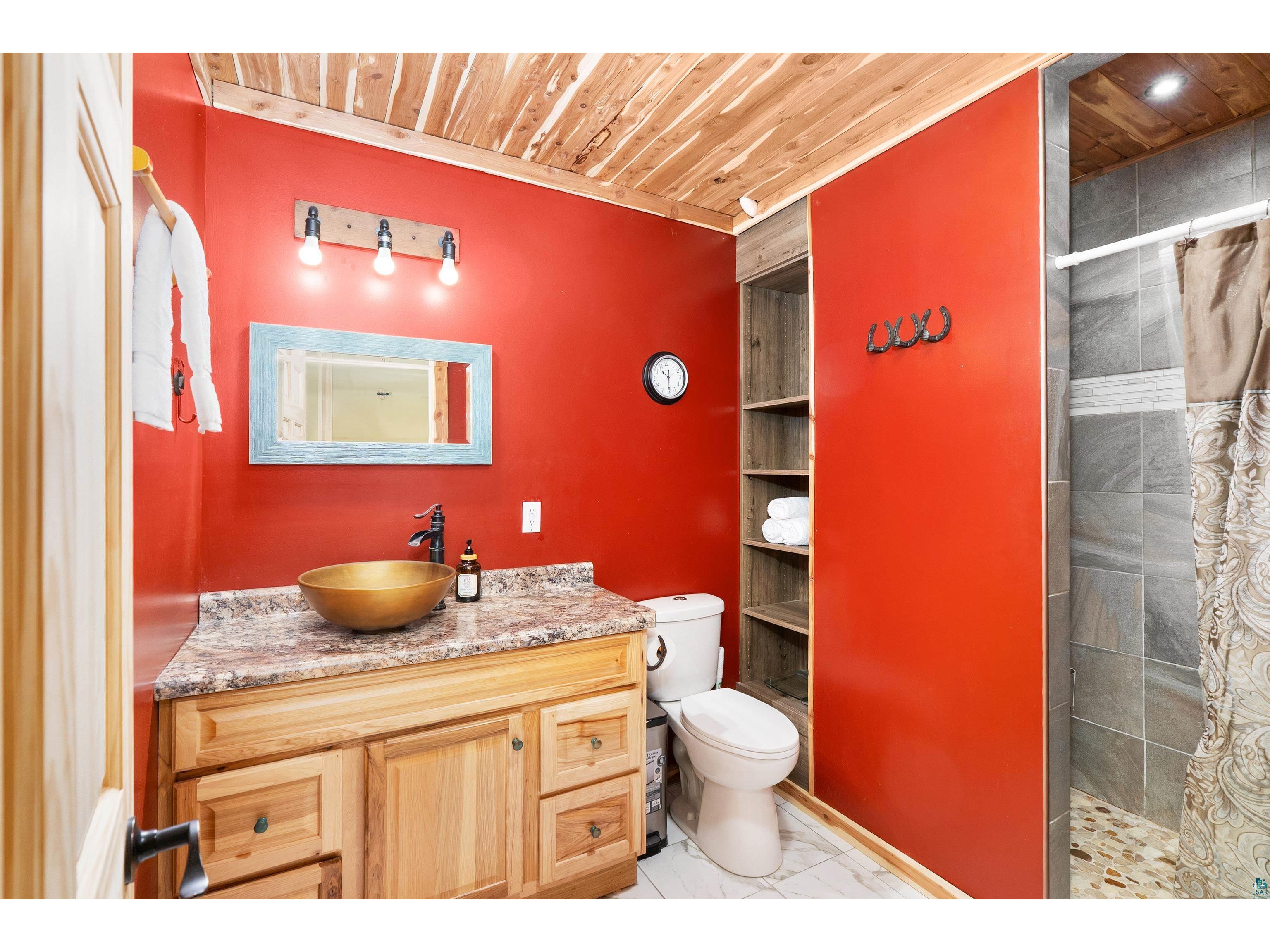 66 E Stark Rd Esko MN 55733 6126188 image25
