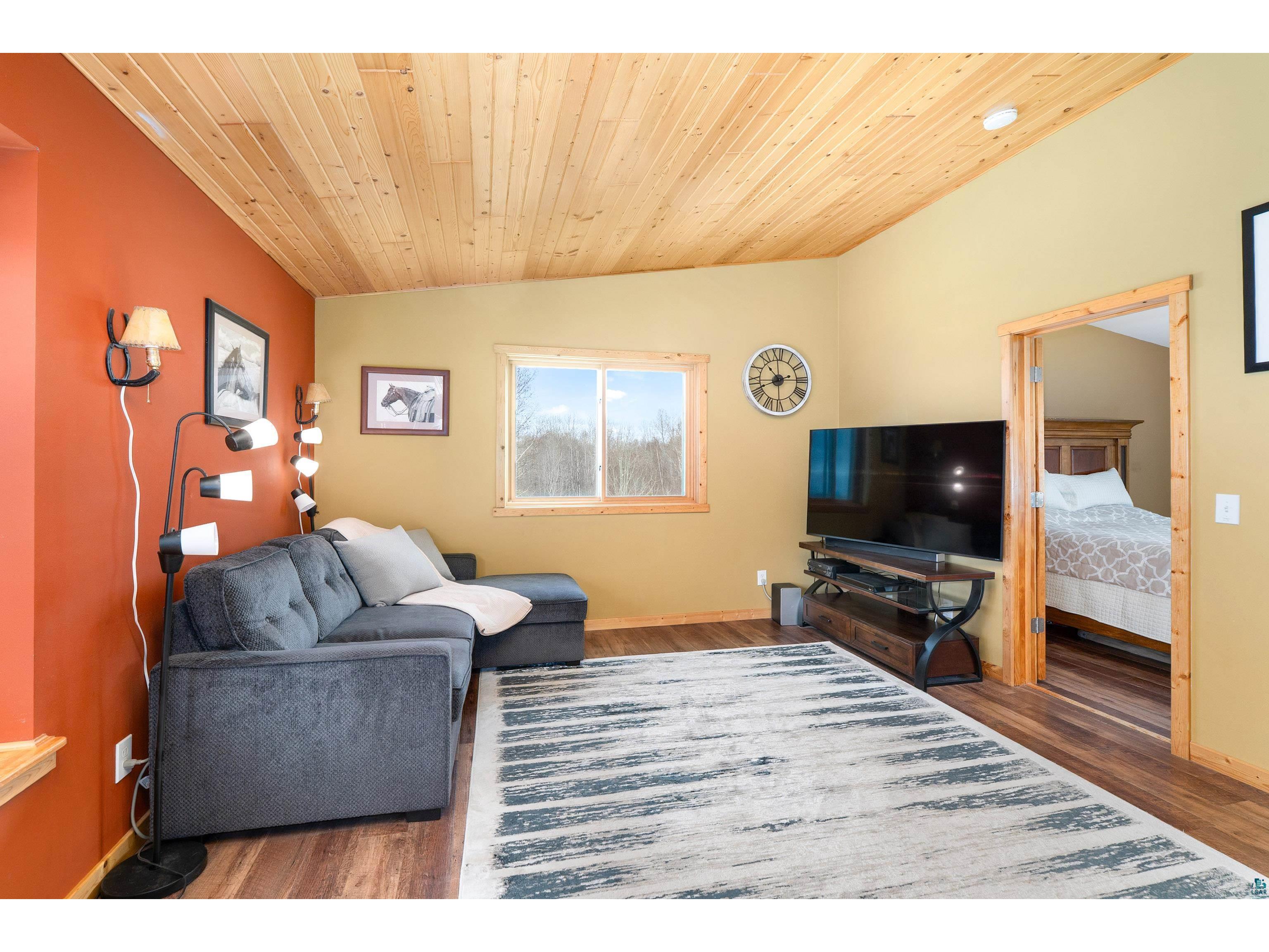 66 E Stark Rd Esko MN 55733 6126188 image4