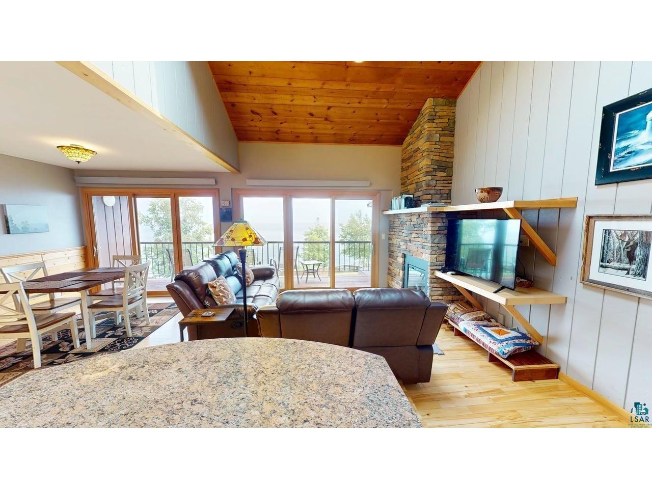 6626 Highway 61 W Tofte MN 55615 - Lake Superior 6126849 image16