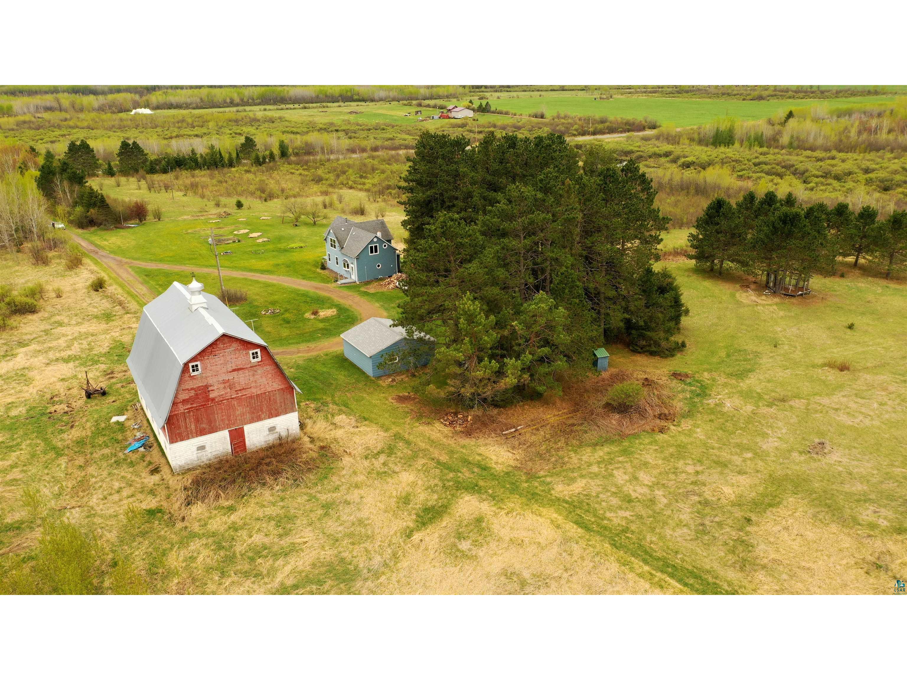 6661 County Rd 6 Kettle River MN 55757 - Dead Moose 6125363 image32