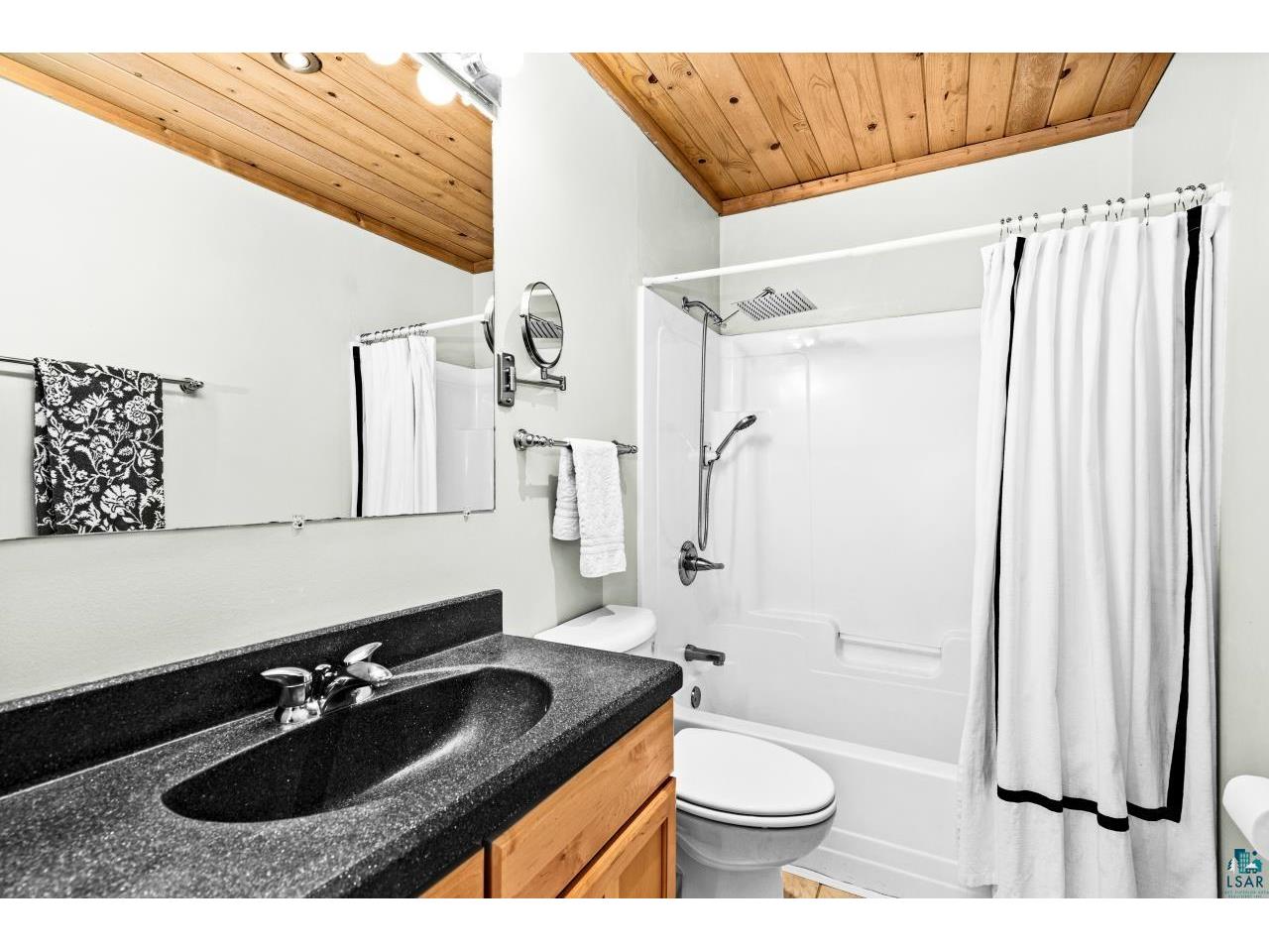 67 Snowshoe Tr Tofte MN 55615 6124019 image10
