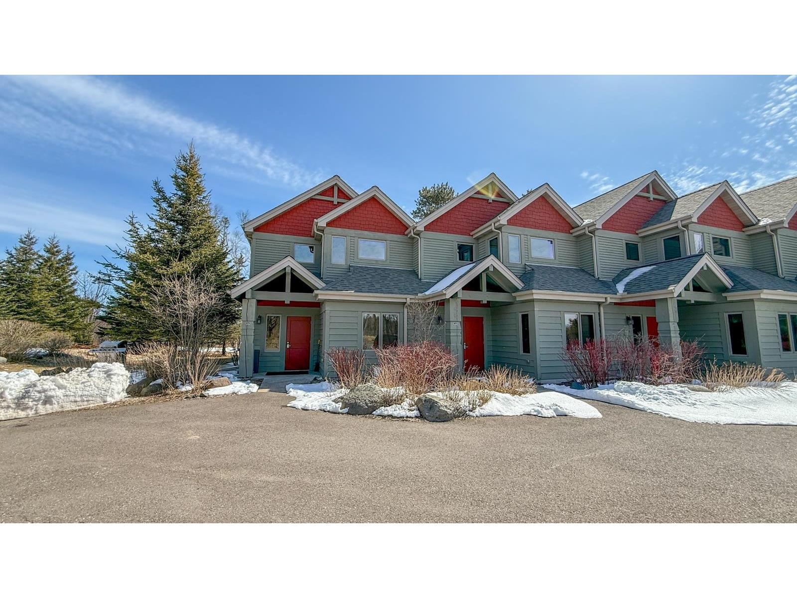 670 Upper Cliffhouse Rd Lutsen MN 55612 - Lake Superior 6118769 image1