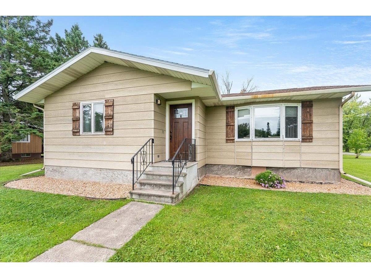 6803 Ogden Ave Superior WI 54880 6121893 image1