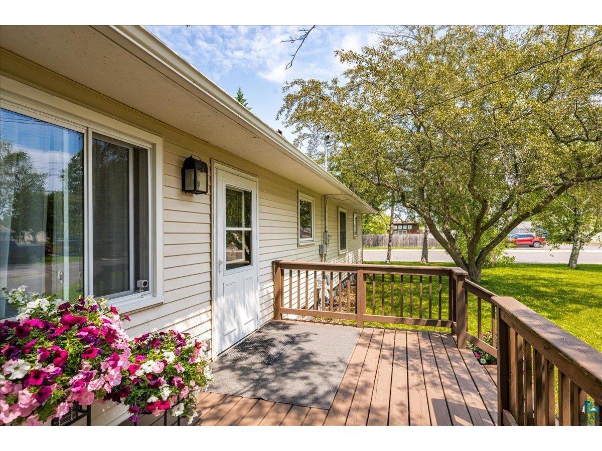 702 N 21st St Superior WI 54880 6126508 image2