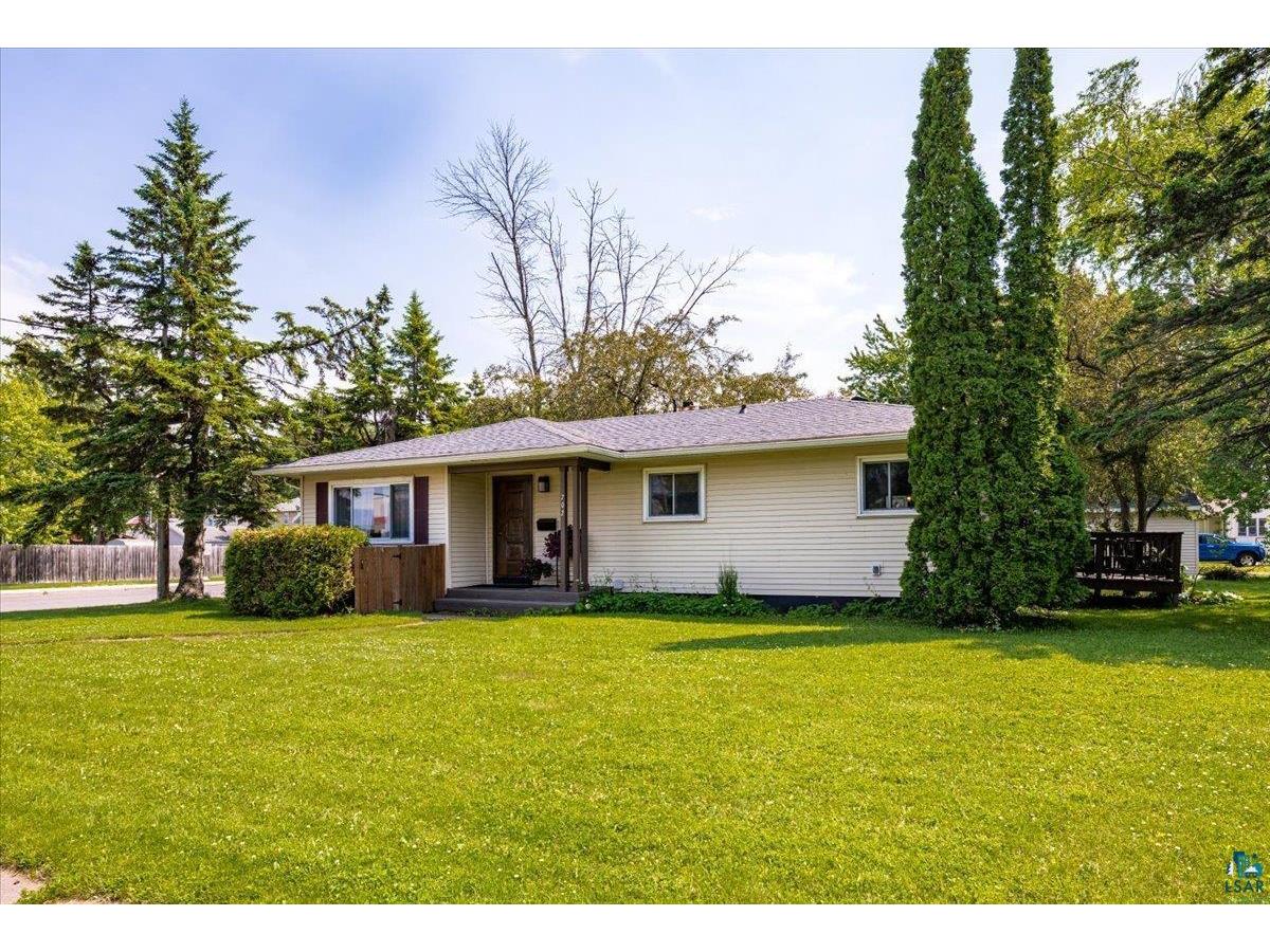 702 N 21st St Superior WI 54880 6126508 image22