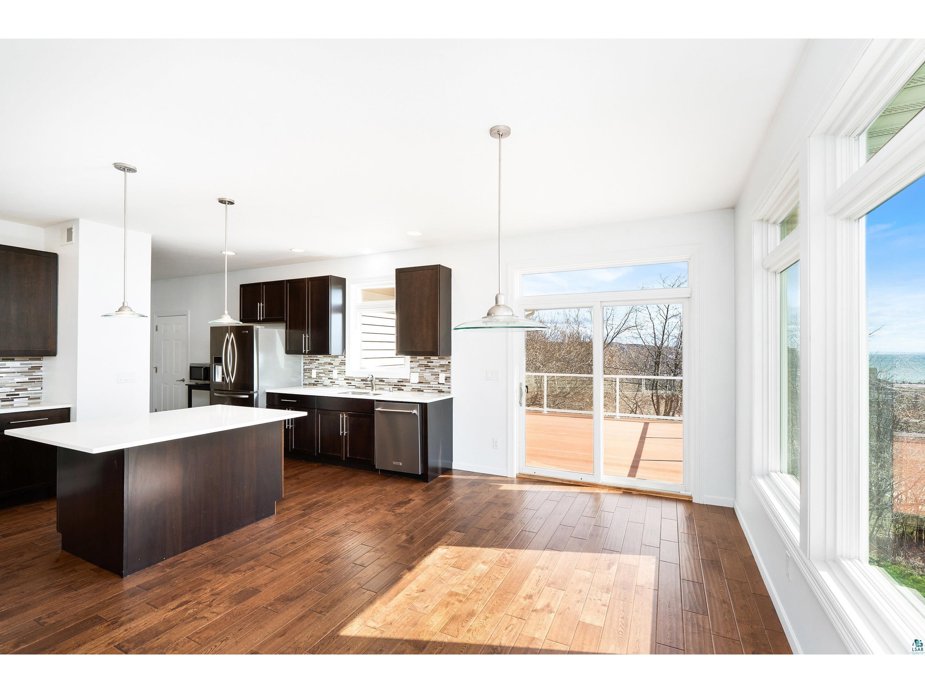 703 W 4th St Duluth MN 55806 6125038 image14