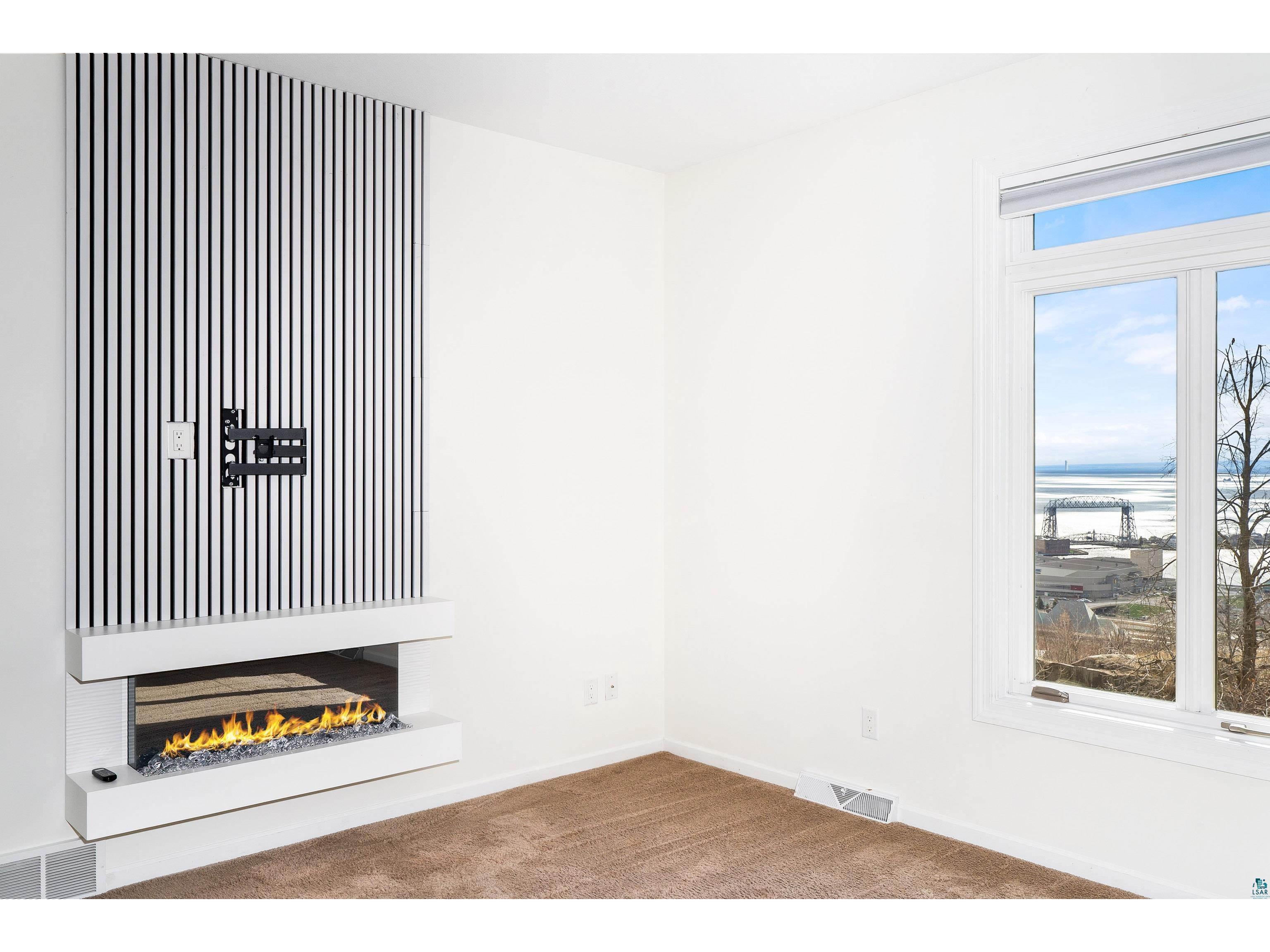 703 W 4th St Duluth MN 55806 6125038 image33