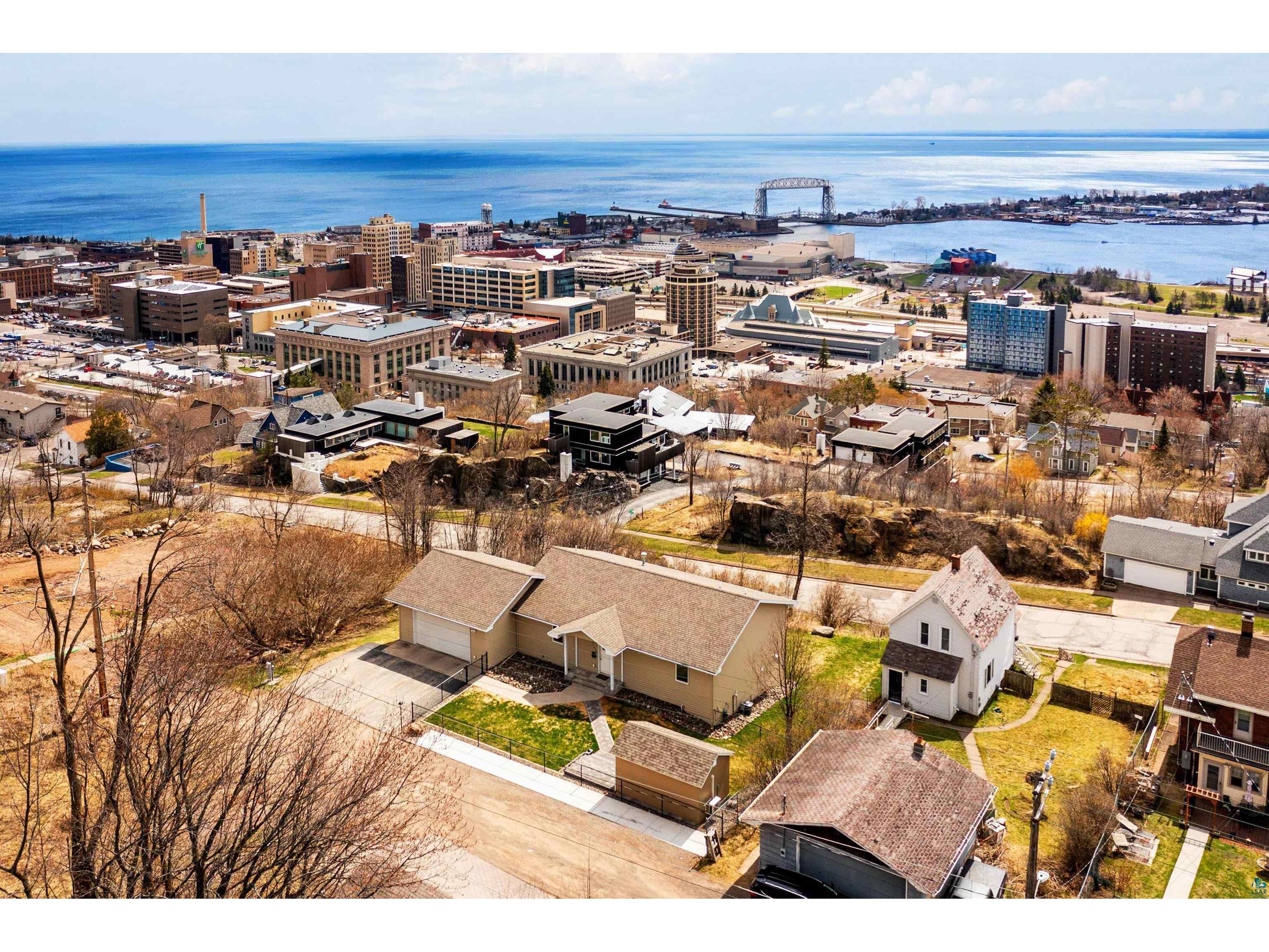 703 W 4th St Duluth MN 55806 6125038 image63