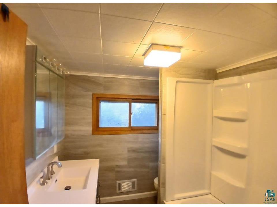 707 Main St Tower MN 55790 6124598 image22