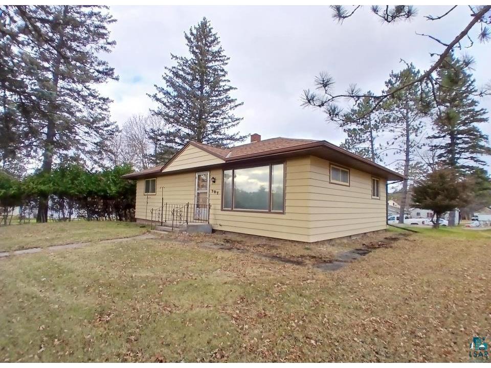 707 Main St Tower MN 55790 6124598 image3