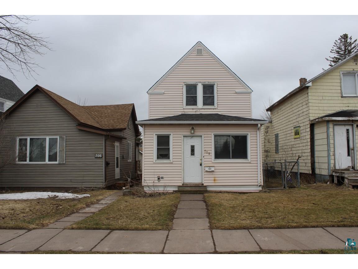 708 Broadway St Superior WI 54880 6107631 image1