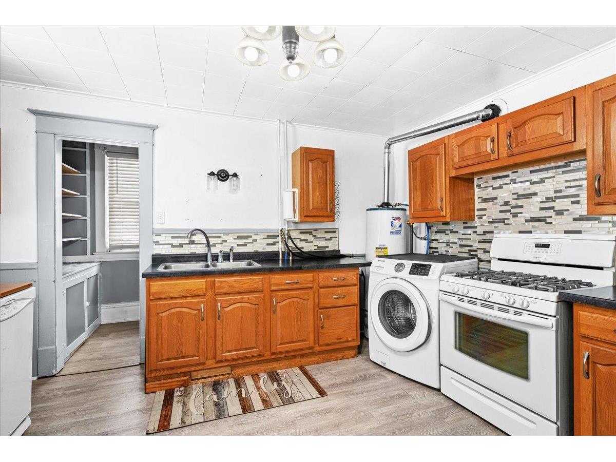 709 3rd Ave Two Harbors MN 55616 6123071 image3