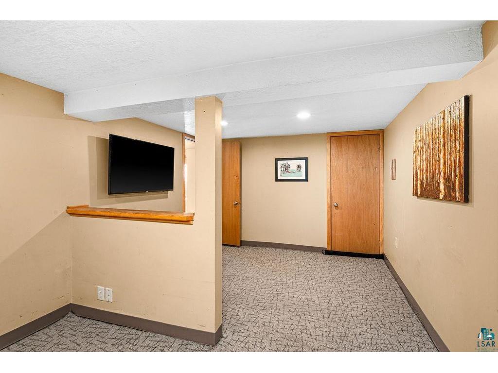711 E 13th St Duluth MN 55805 6124401 image32