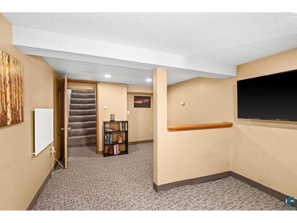 711 E 13th St Duluth MN 55805 6124401 image33
