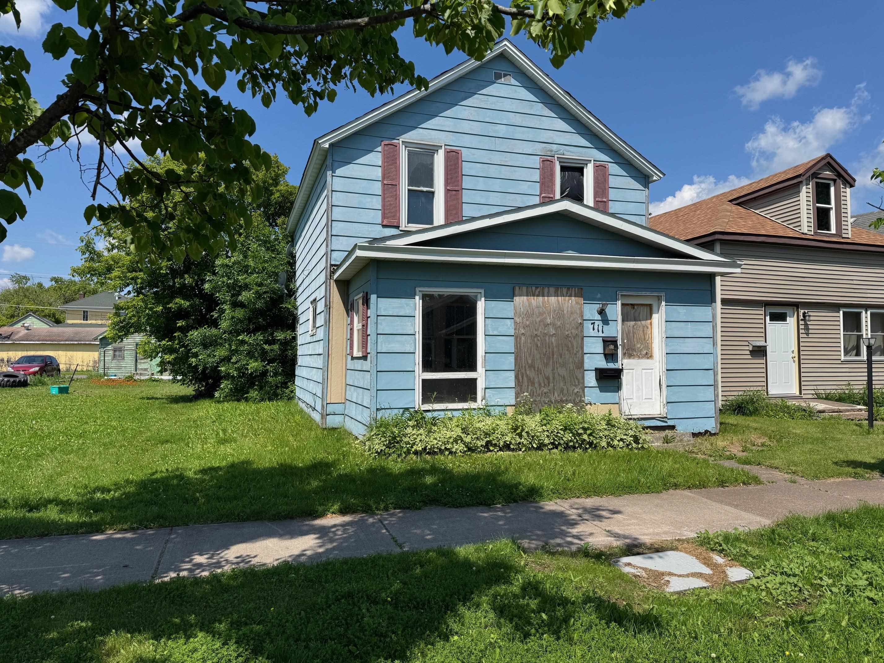 711 Weeks Ave Superior WI 54880 6120470 image1