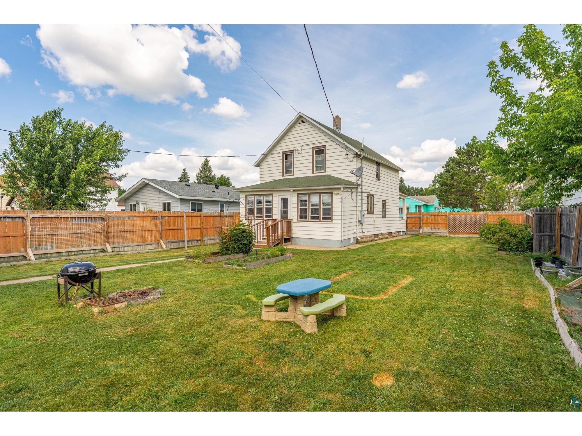 712 E Camp St Ely MN 55731 6126806 image32