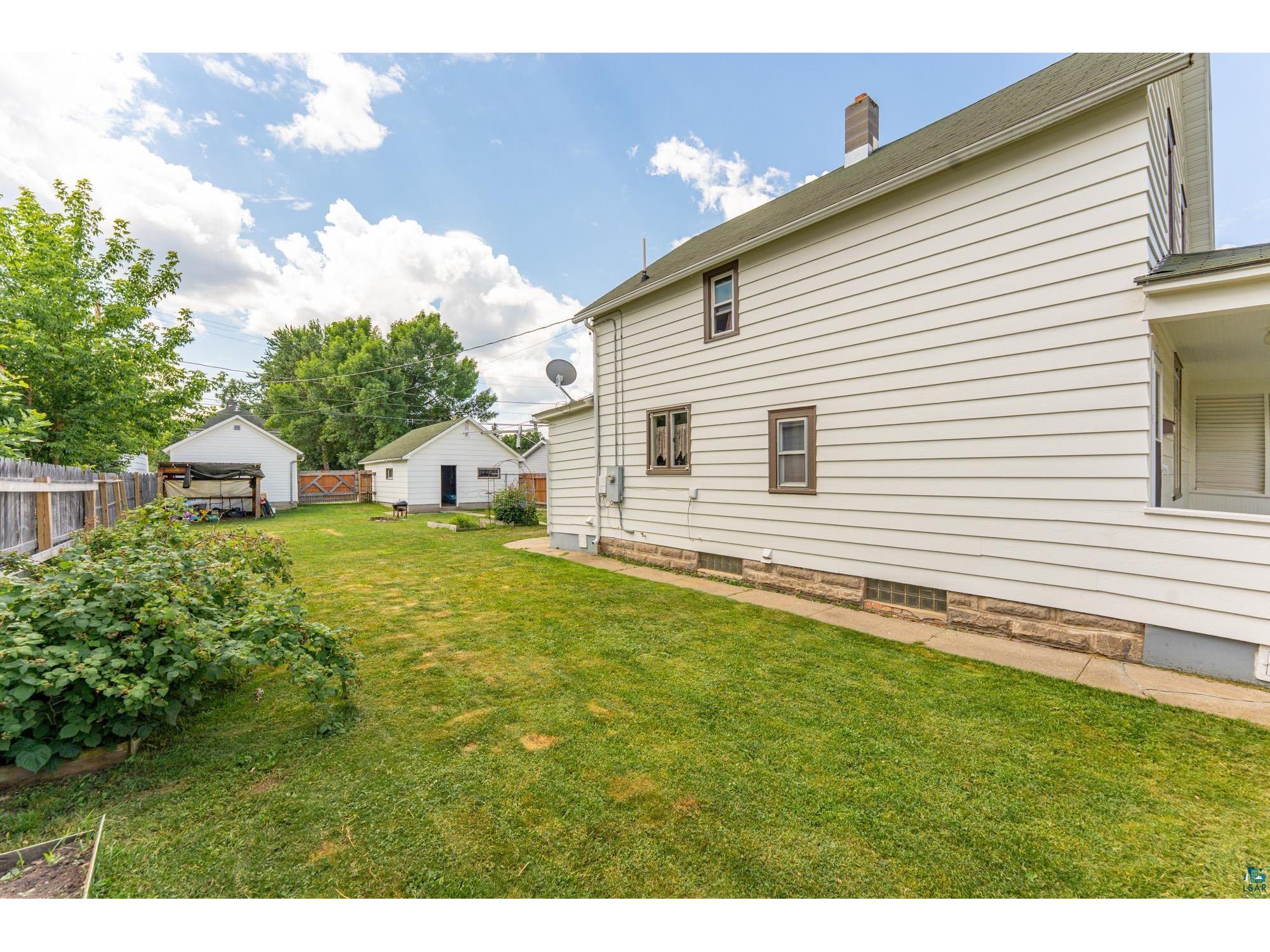 712 E Camp St Ely MN 55731 6126806 image34
