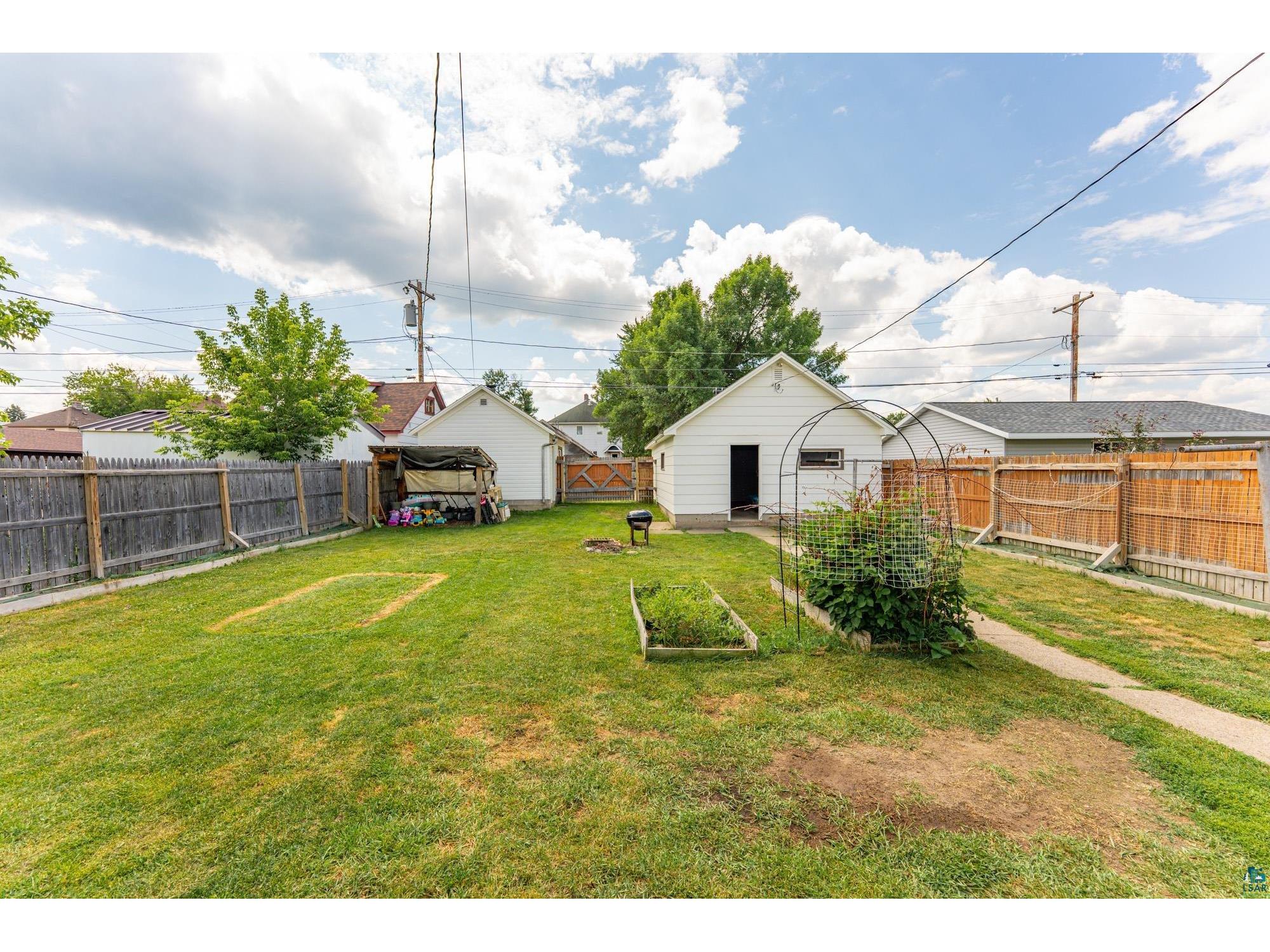 712 E Camp St Ely MN 55731 6126806 image35