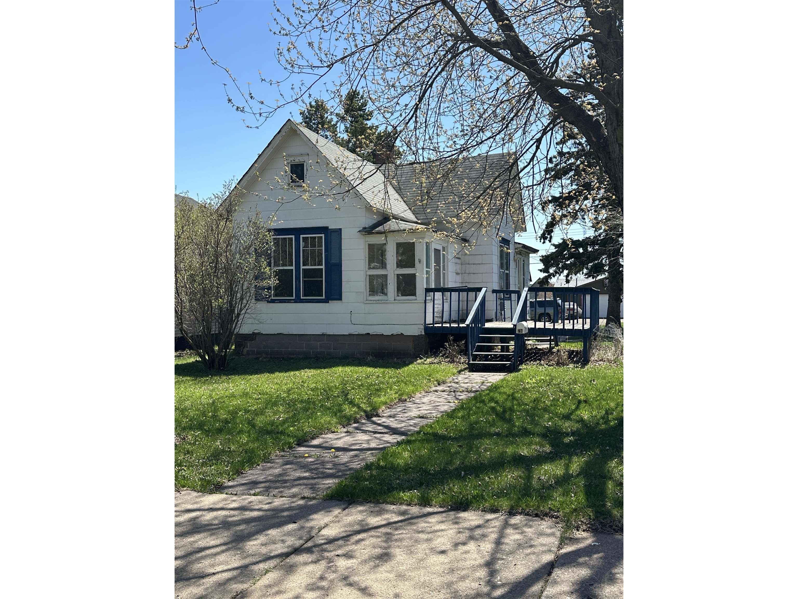 714 10th Ave Two Harbors MN 55616 6119829 image1