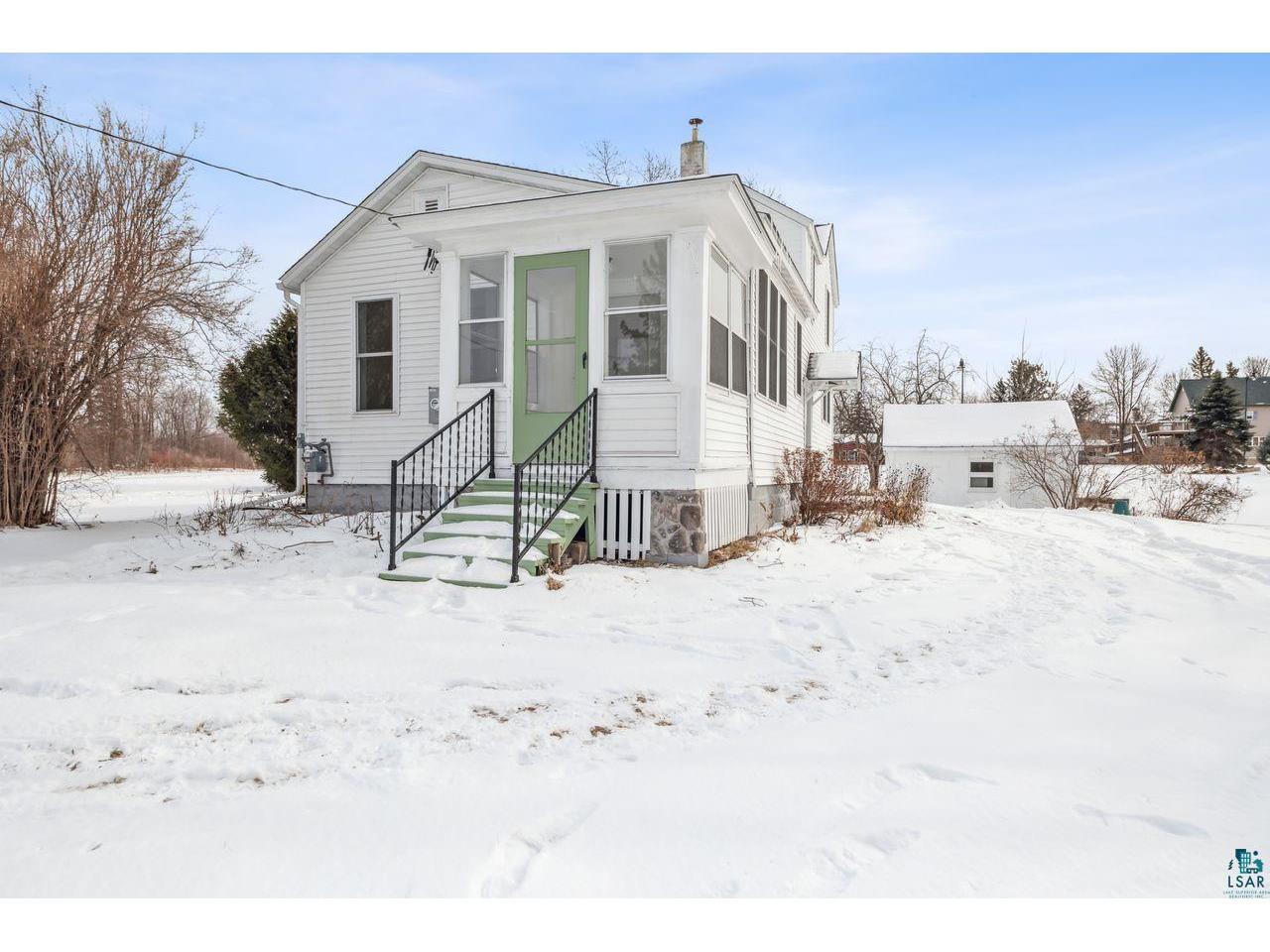 714 St Claire Street Ashland WI 54806 6117777 image1