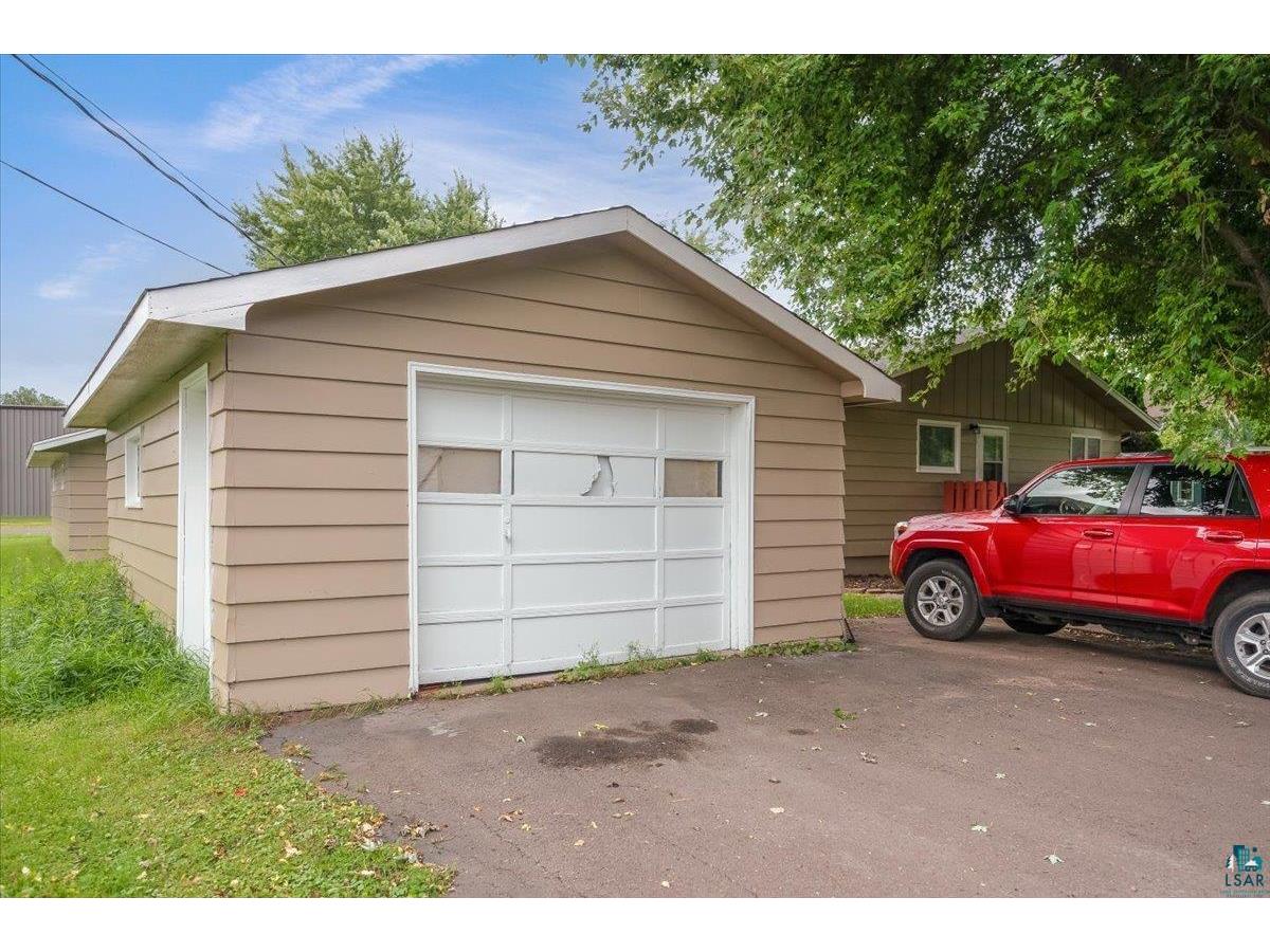 716-718 22nd Ave E Superior WI 54880 6126158 image38