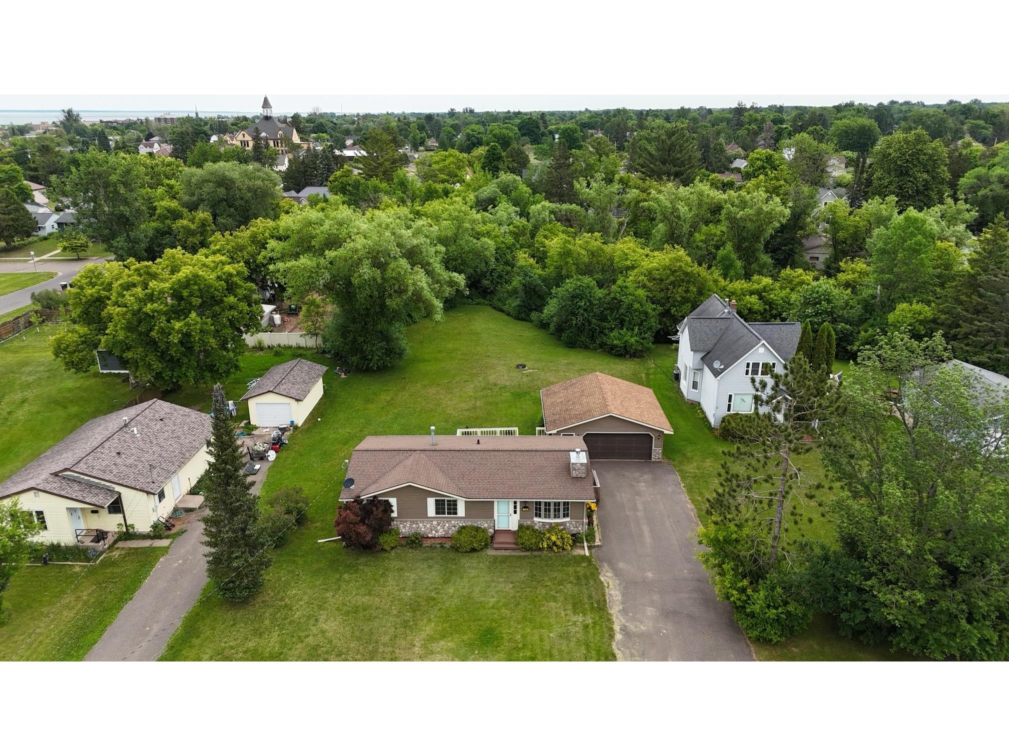 718 16th Ave W Ashland WI 54806 6120321 image1