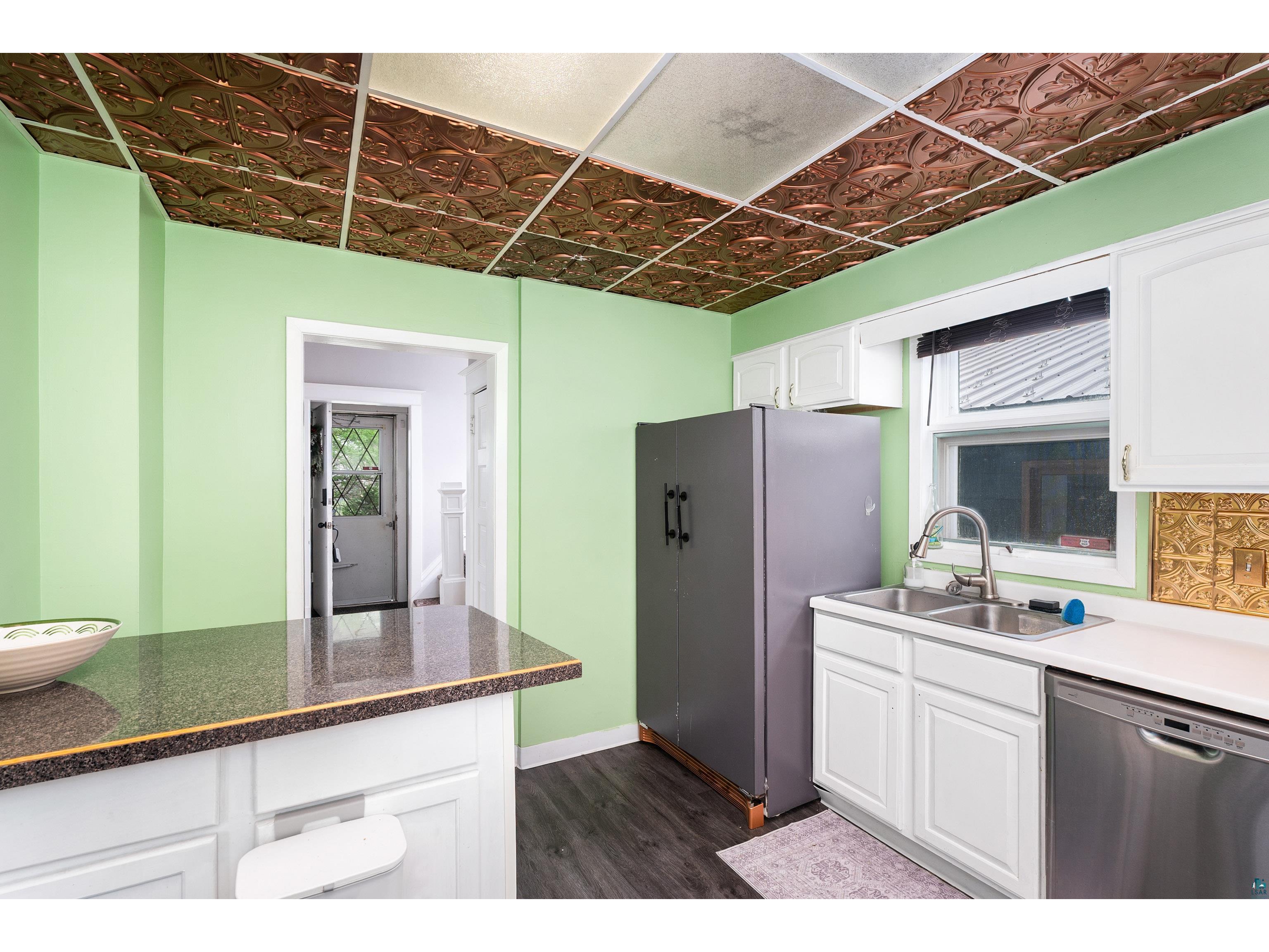 718 N 1st Ave E Duluth MN 55805 6126816 image16
