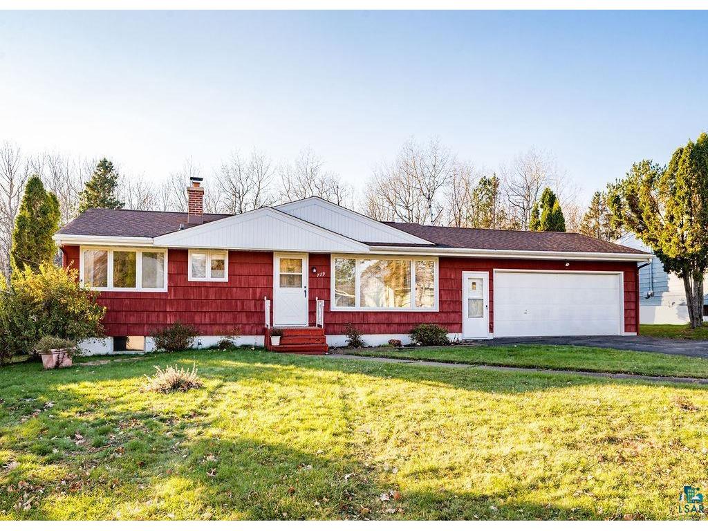 719 Ebony Ave Duluth MN 55811 6111343 image1
