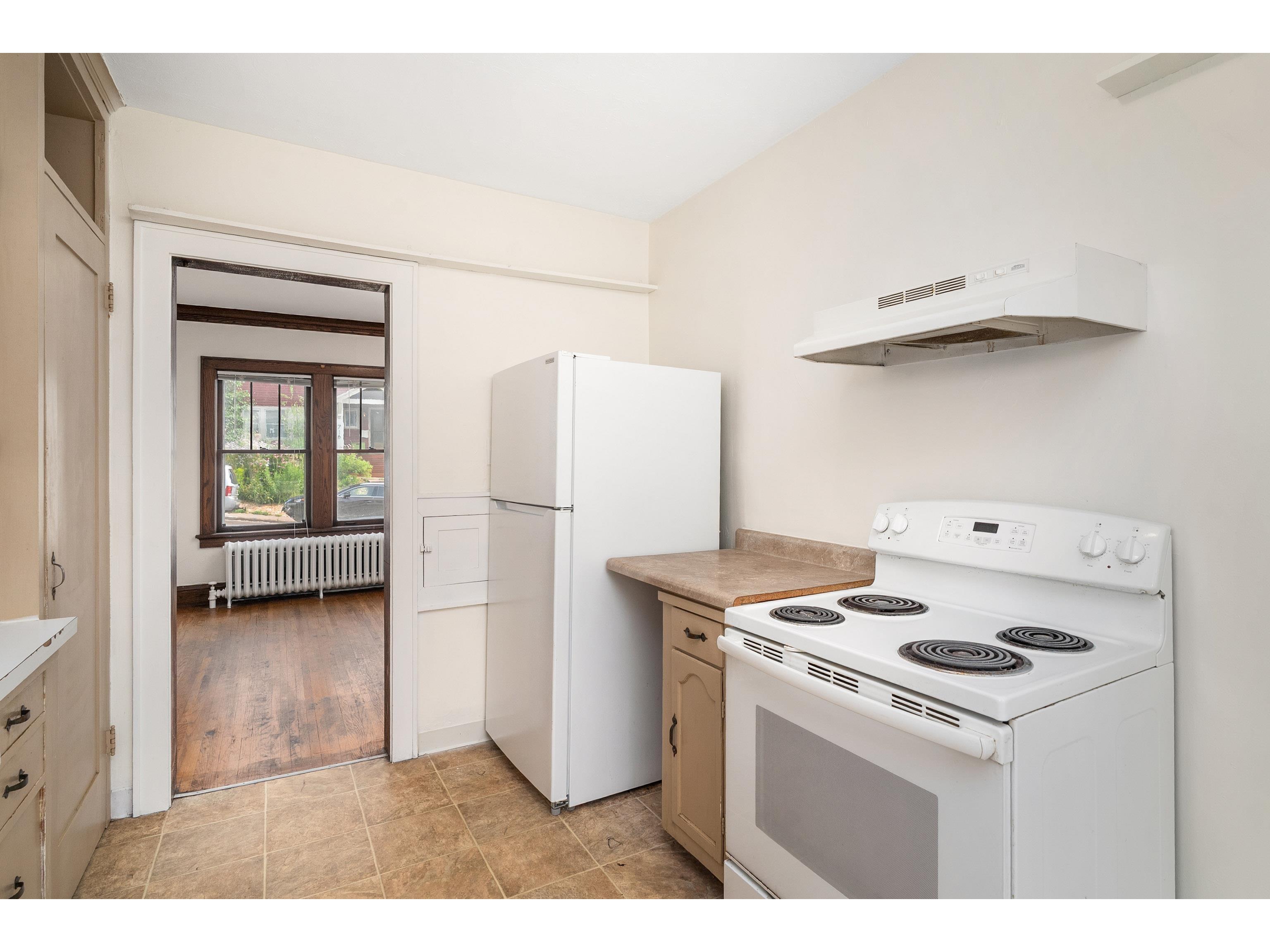 719 N 16th Ave E Duluth MN 55812 6121325 image17