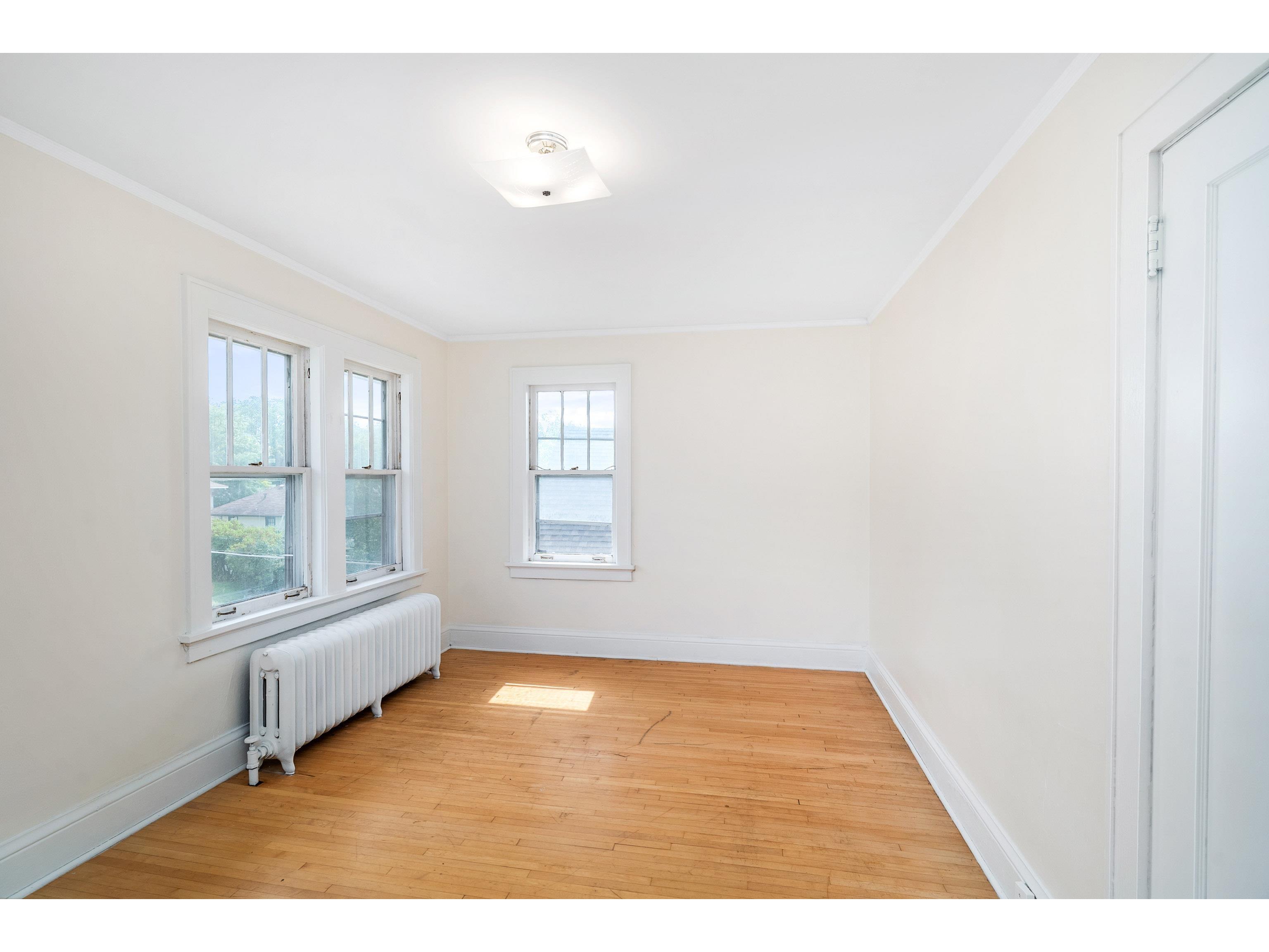 719 N 16th Ave E Duluth MN 55812 6121325 image28