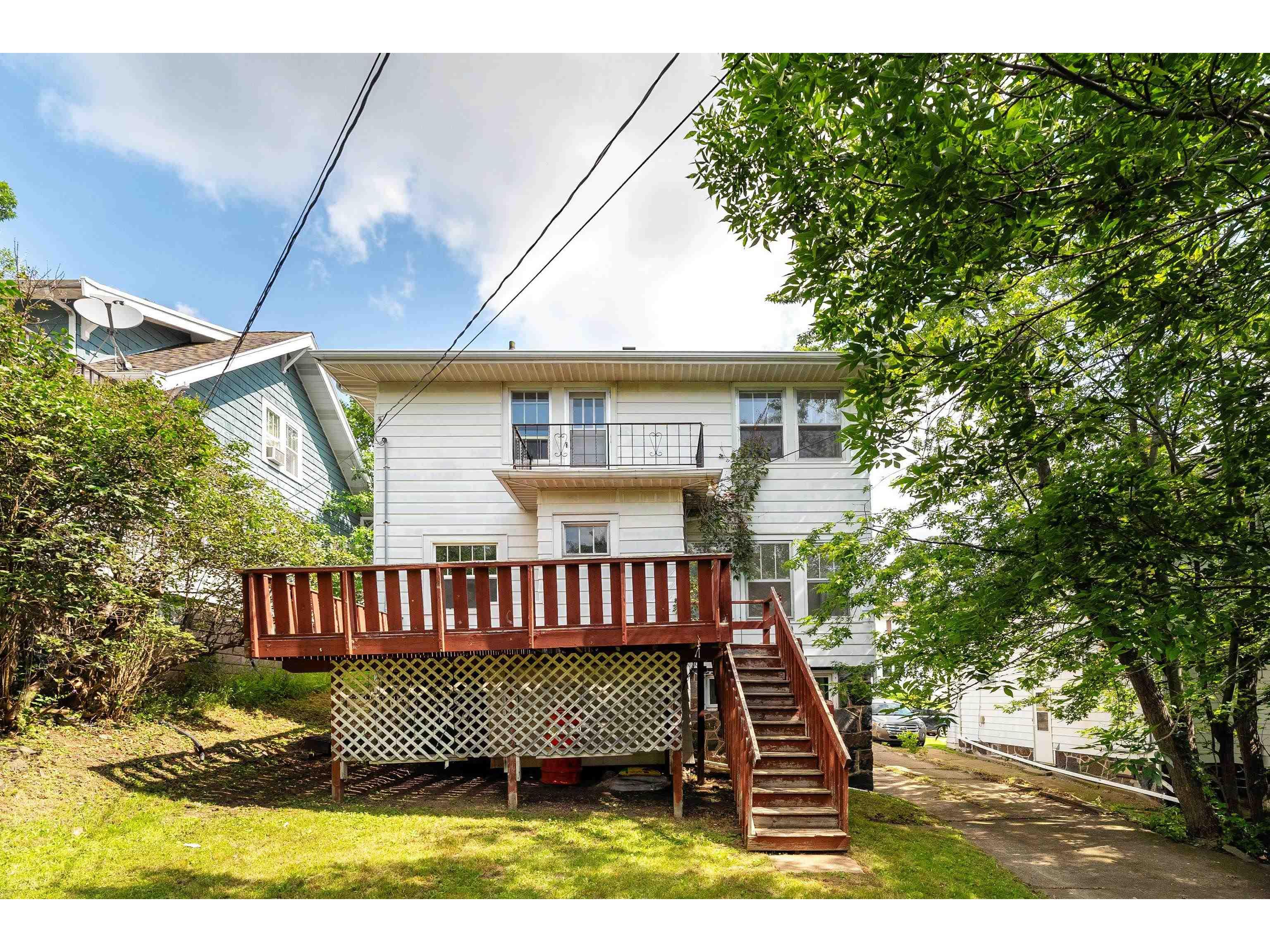 719 N 16th Ave E Duluth MN 55812 6121325 image3