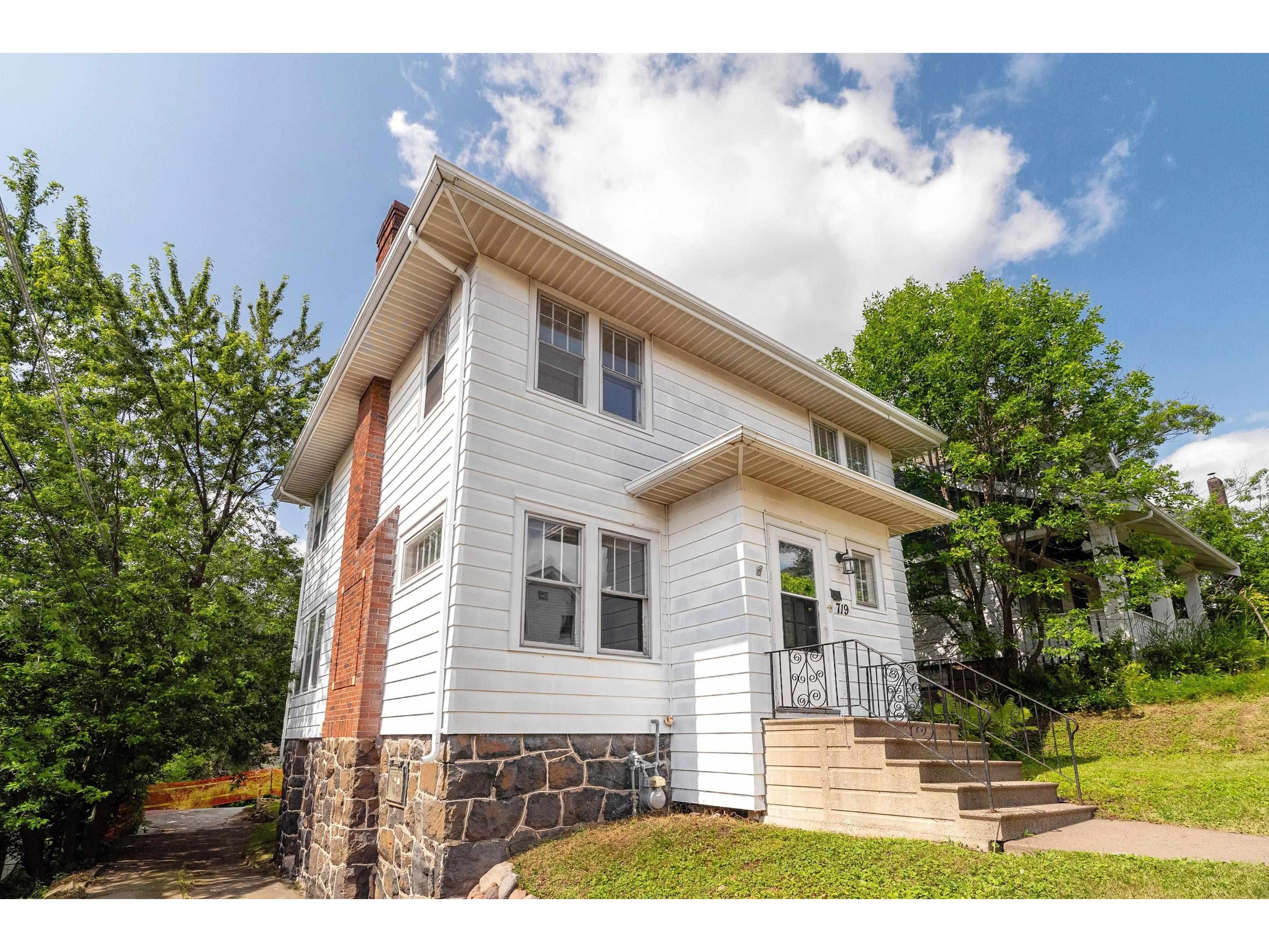 719 N 16th Ave E Duluth MN 55812 6121325 image38