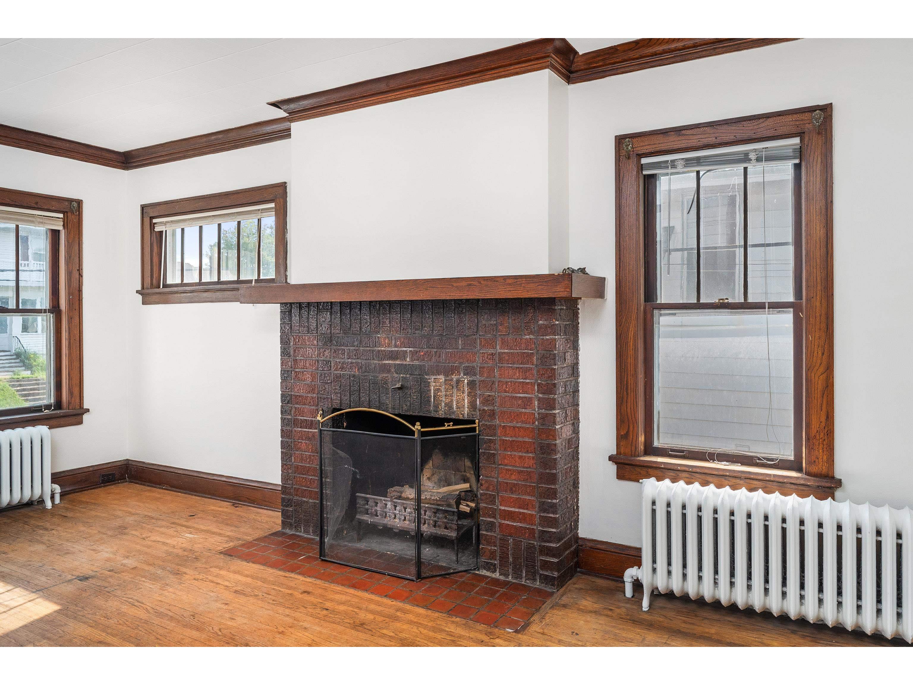 719 N 16th Ave E Duluth MN 55812 6121325 image7