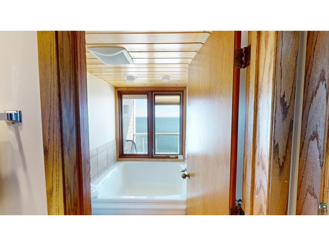 7192 W Highway 61 Tofte MN 55615 - Lake Superior 6124171 image20
