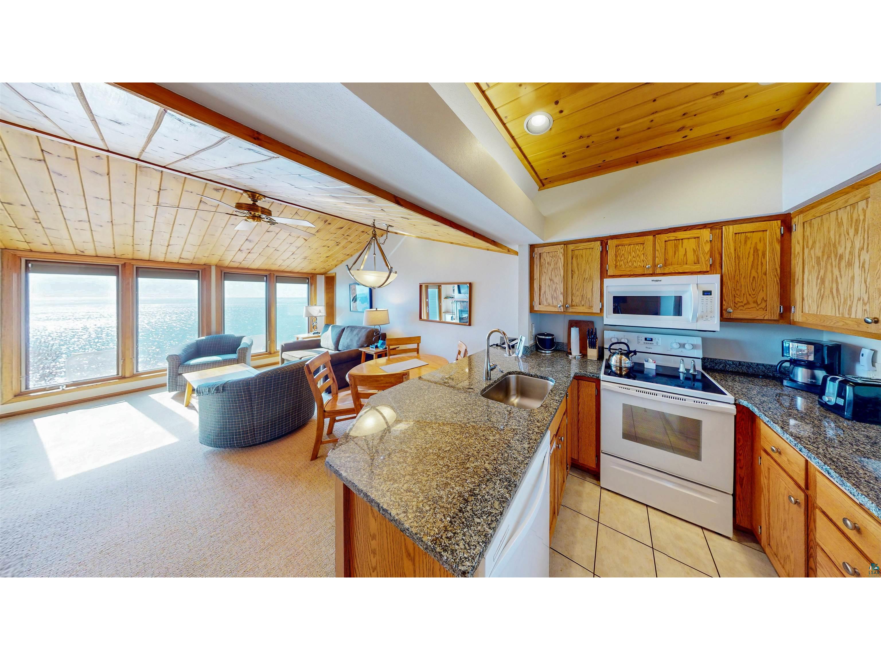 7192 W Highway 61 Tofte MN 55615 - Lake Superior 6124295 image12