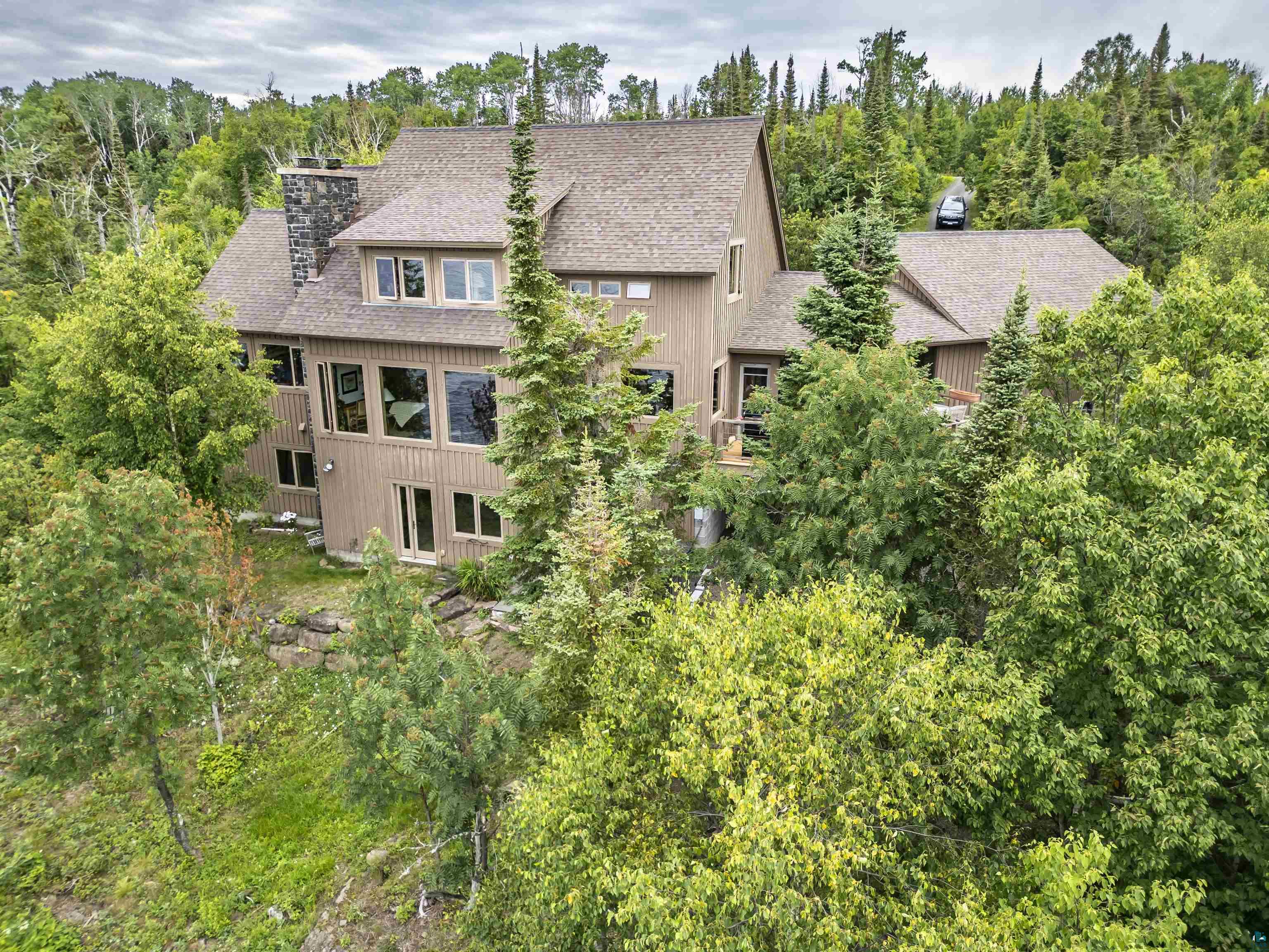 72 Chimney Rock Rd Hovland MN 55606 - Lake Superior 6115542 image1