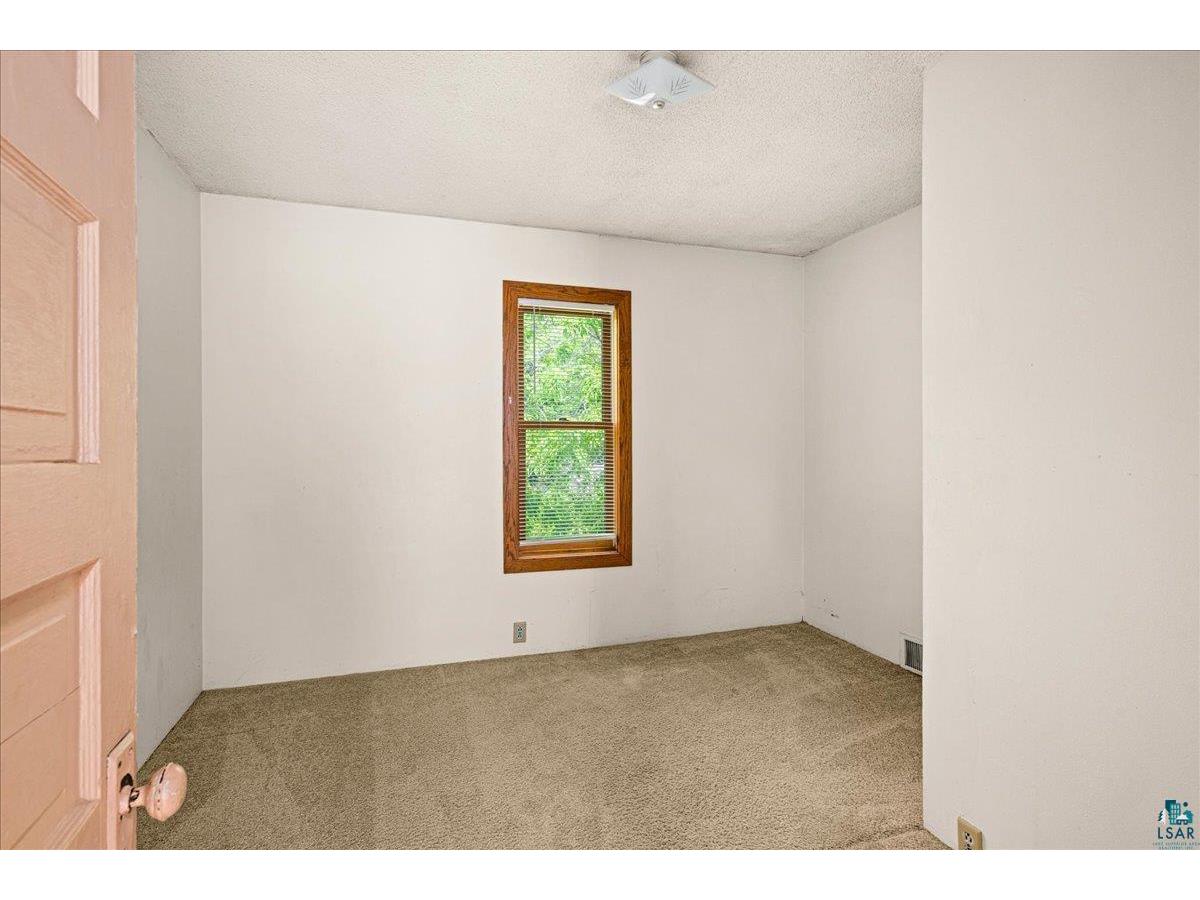 720 N 23rd Ave W Duluth MN 55806 6125967 image14