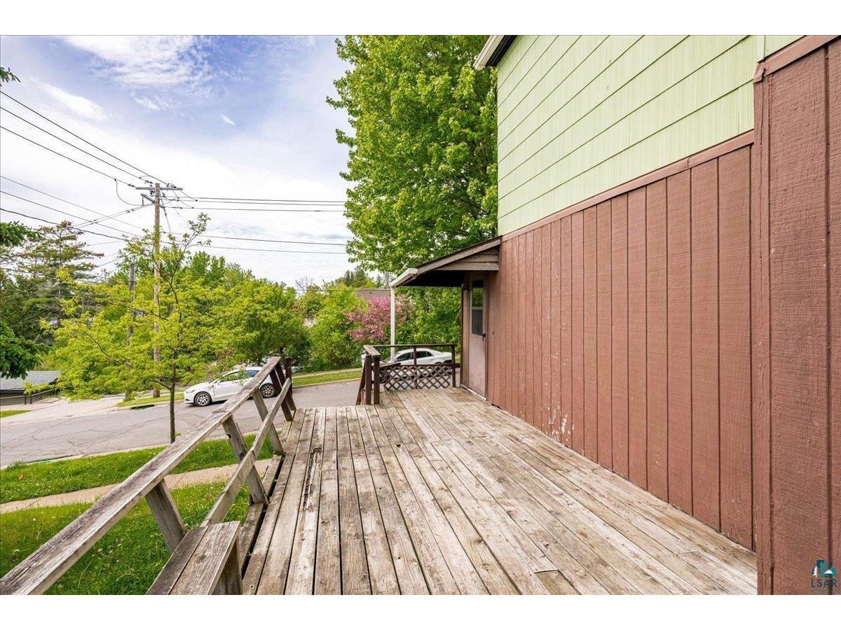 720 N 23rd Ave W Duluth MN 55806 6125967 image25