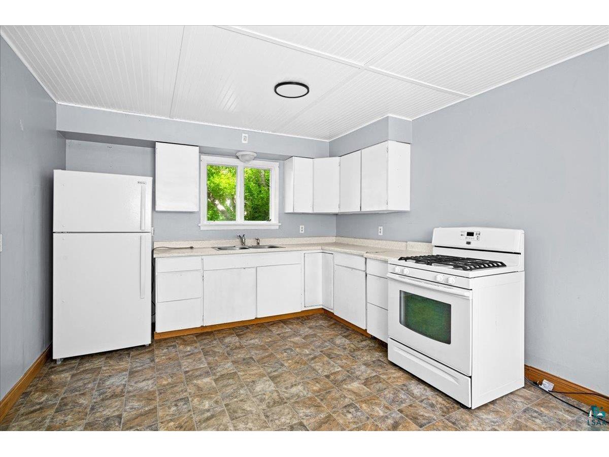 720 N 23rd Ave W Duluth MN 55806 6125967 image3