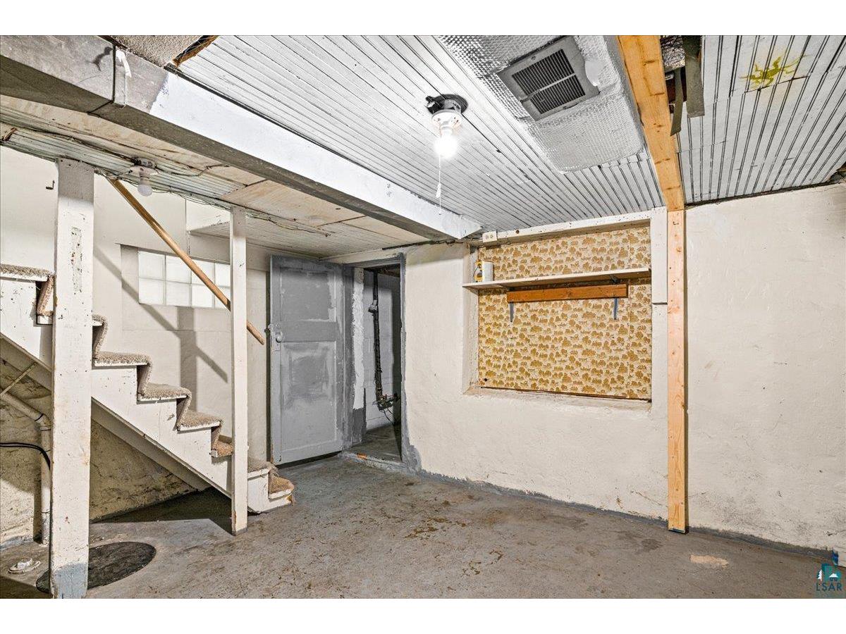 720 N 23rd Ave W Duluth MN 55806 6125967 image9