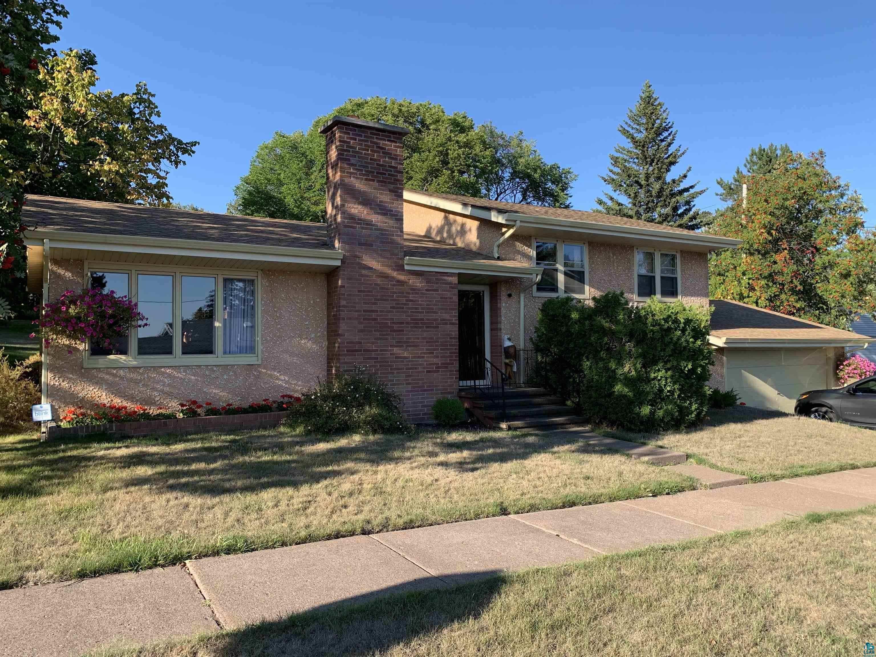 721 W 1st St Grand Marais MN 55604 6107637 image1